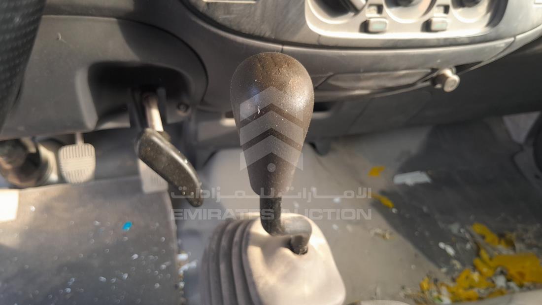 2007 Nissan Urvan — Gear View — Photo 17