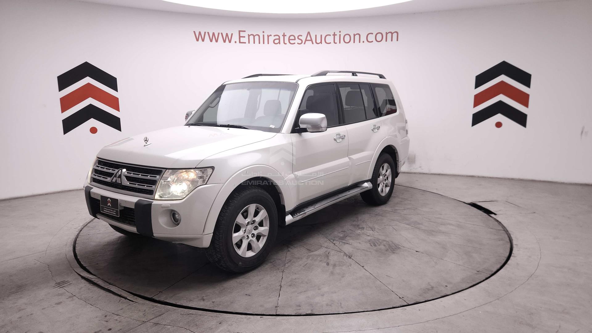 2010 MITSUBISHI PAJERO VIN: JMYLRV95WAJ713865