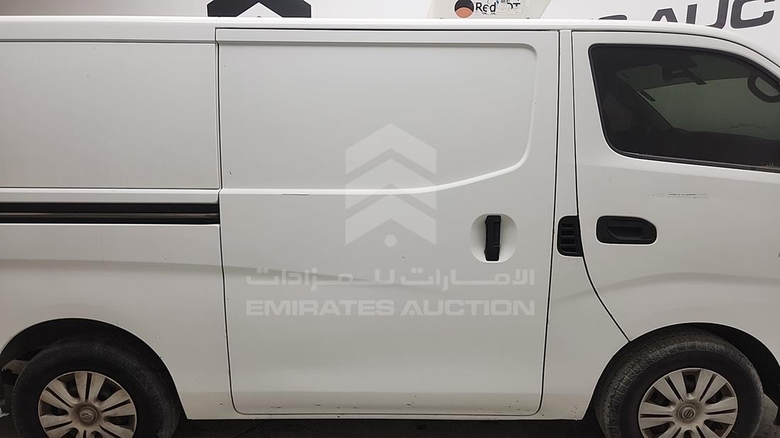2020 Nissan Urvan — Rear Right Door — Photo 14