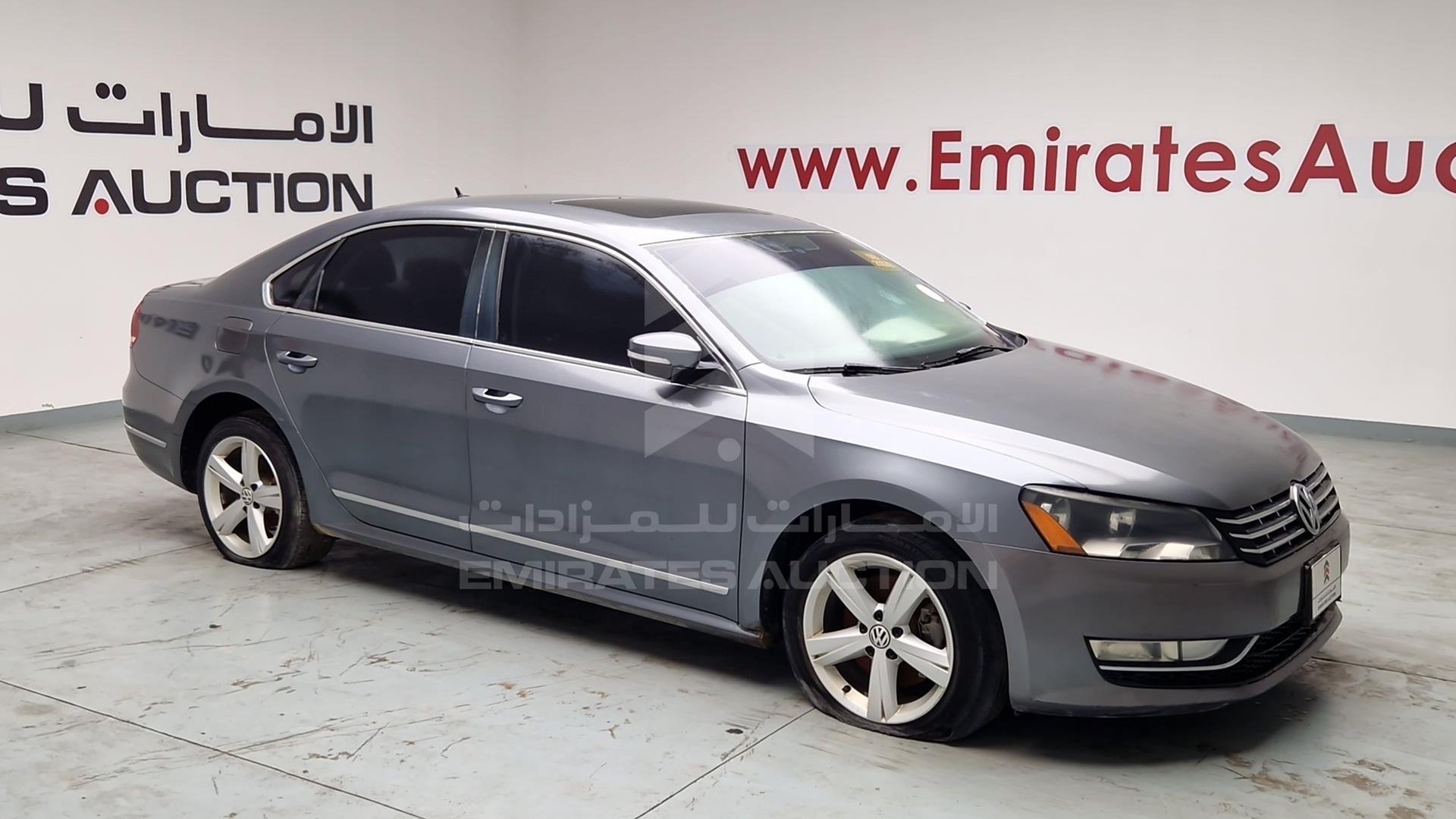 2013 VOLKSWAGEN PASSAT VIN: WVWCR7A35DC036730