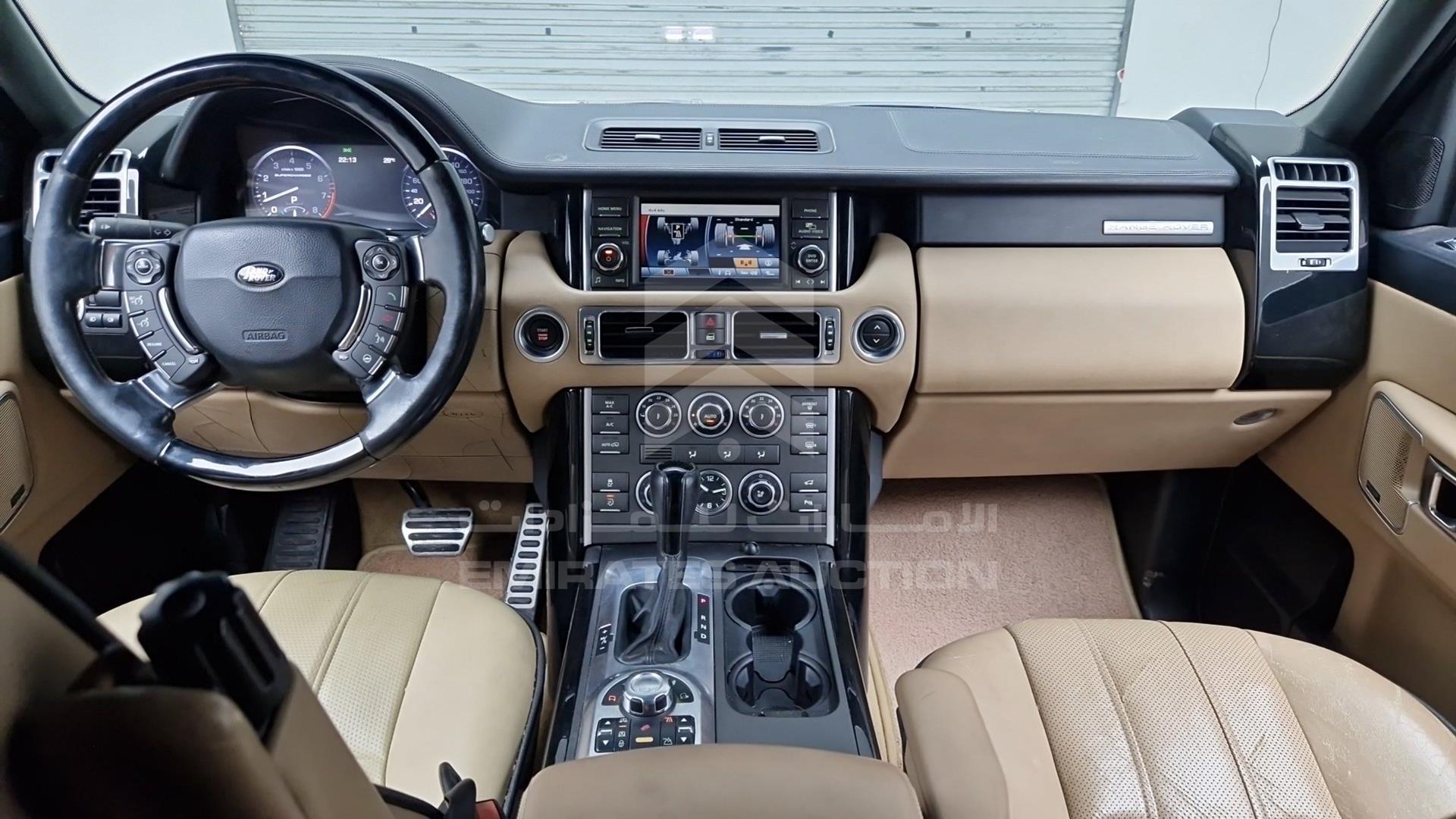 2011 RANGE ROVER VOGUE VIN: SALLMEME4BA337190