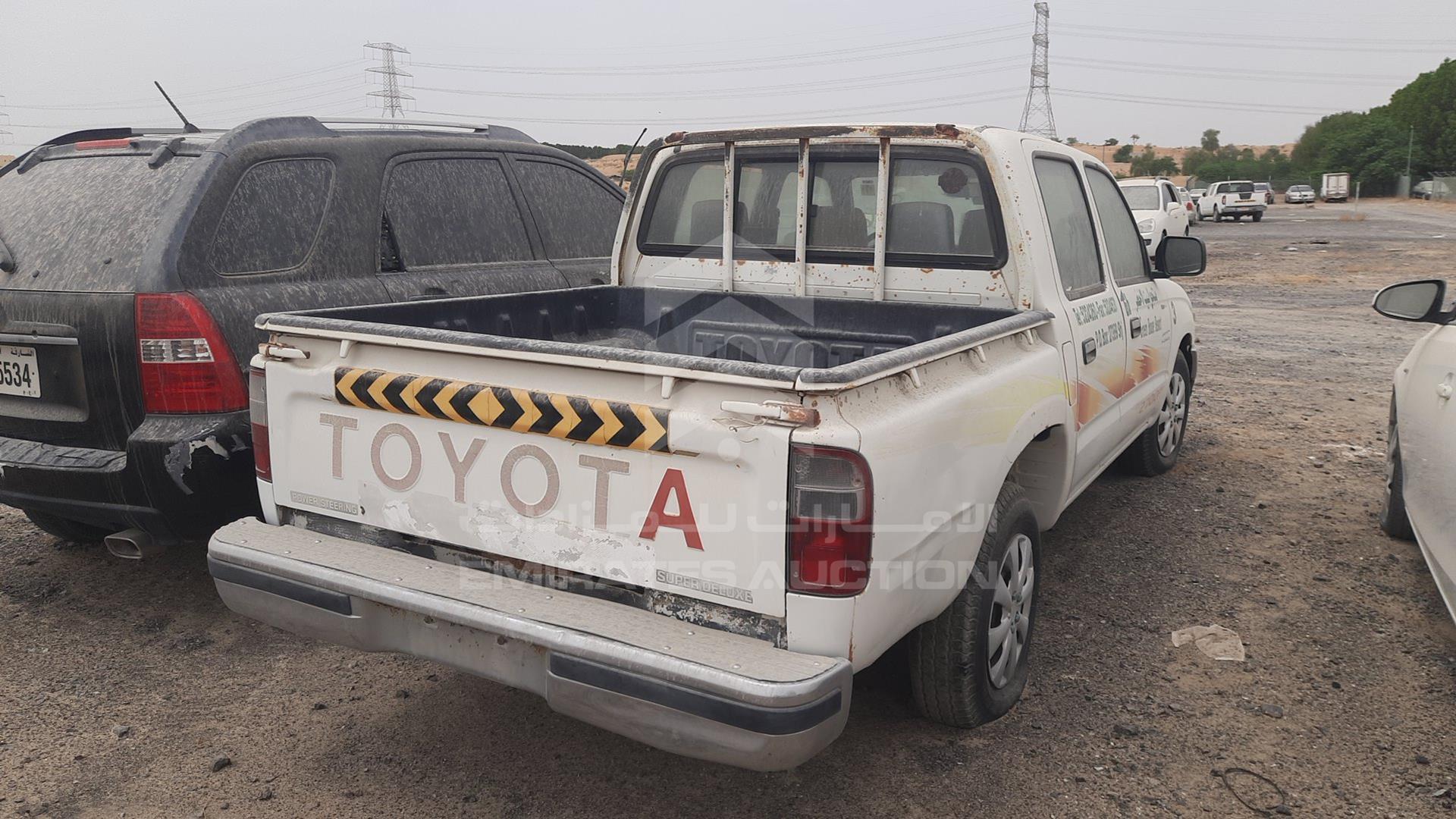 2004 TOYOTA HILUX VIN: JTFEM426740137615