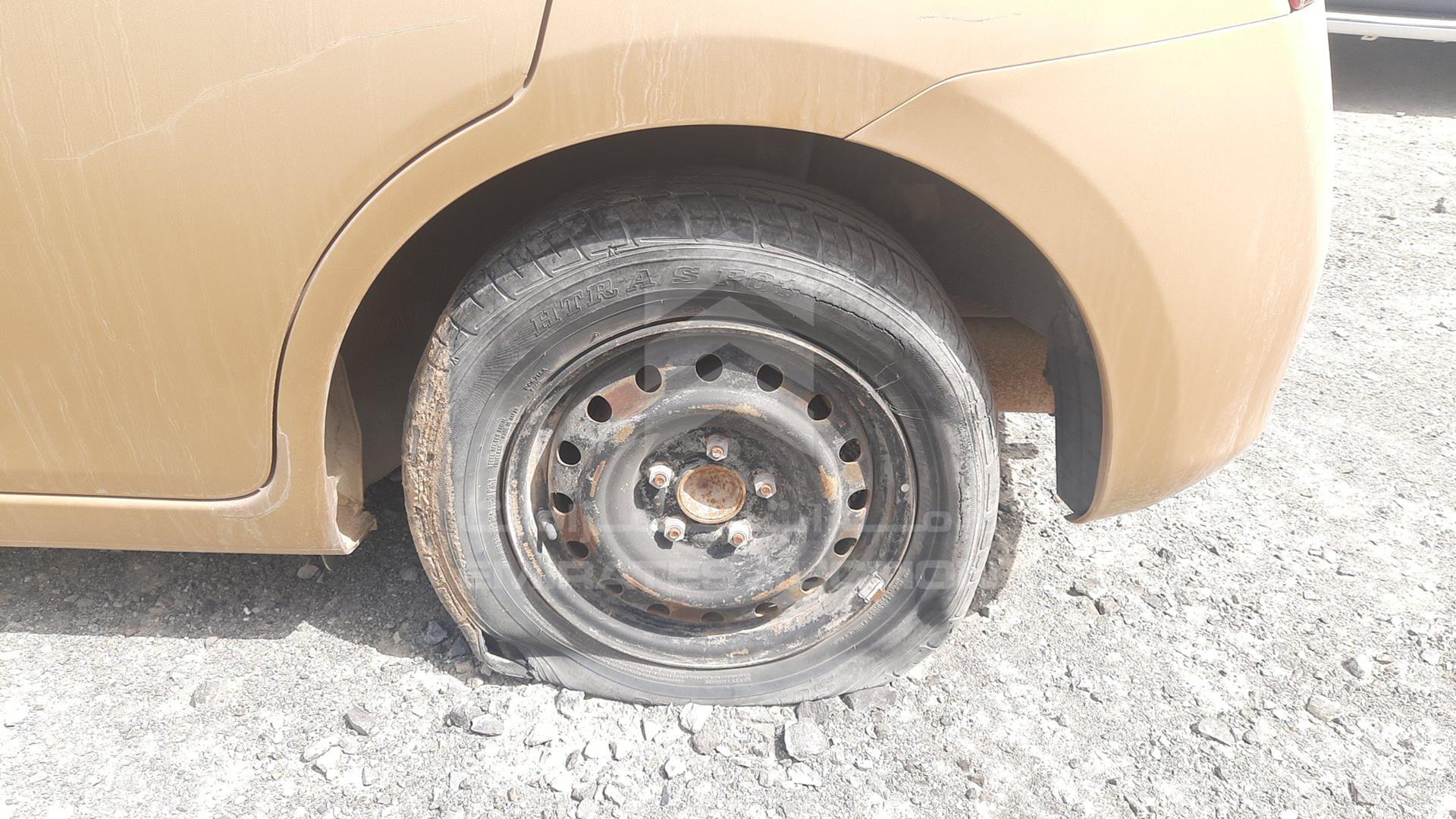 2014 NISSAN TIIDA VIN: MNTBC2C94E6002157