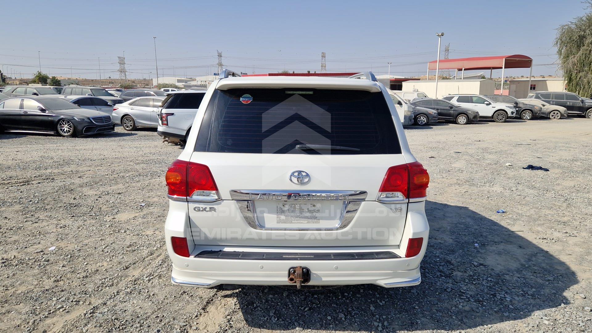 2014 TOYOTA LAND CRUISER VIN: JTMHX09J3E5041422