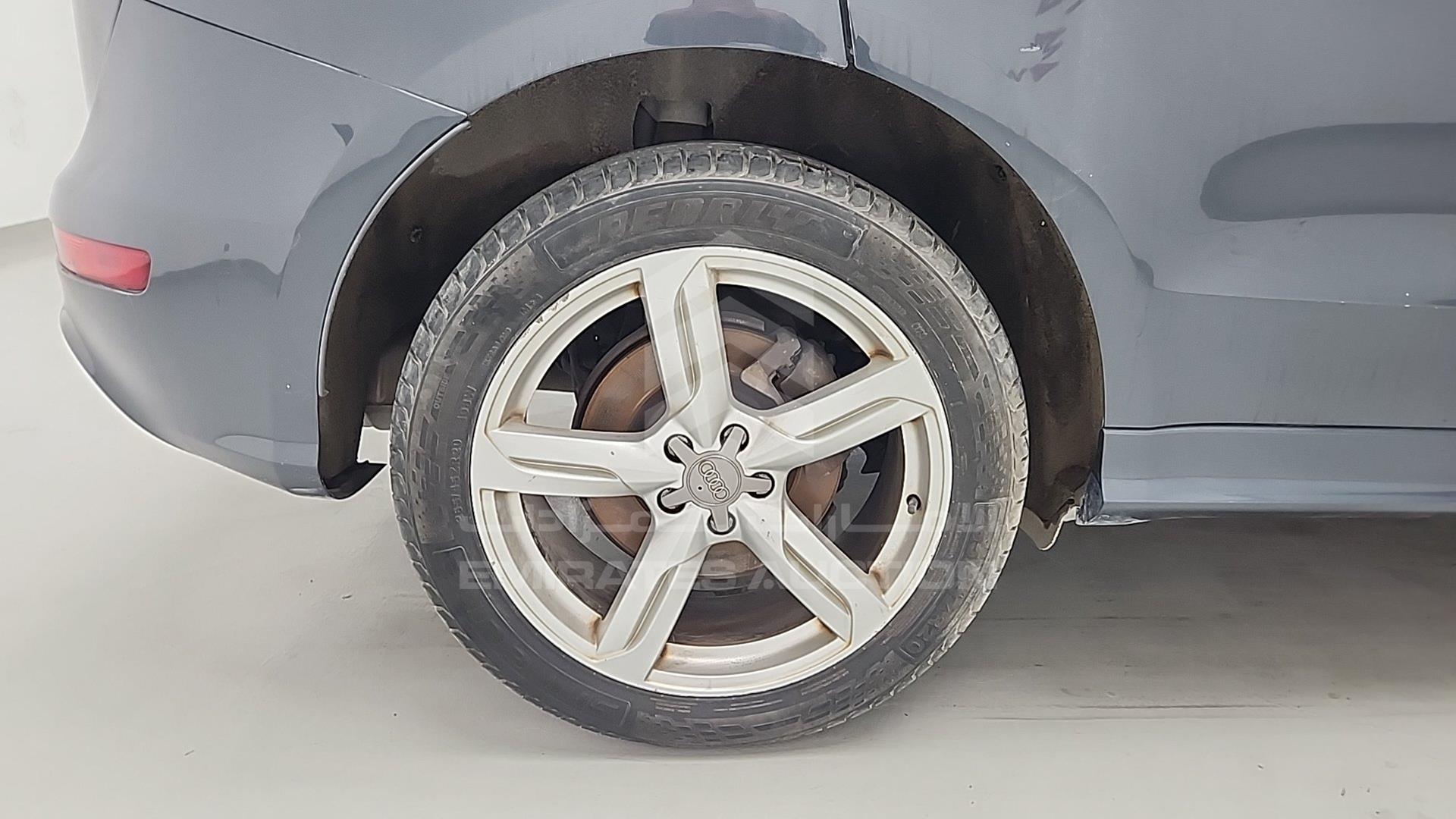 2012 AUDI Q5 VIN: WAUCKC8R3CA090591