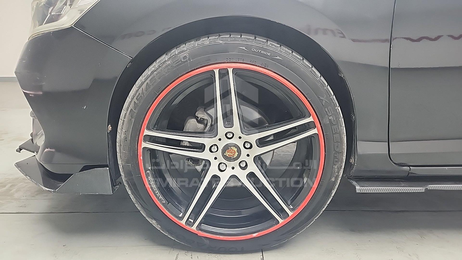 2017 HONDA ACCORD VIN: 1HGCR2F78HA053300