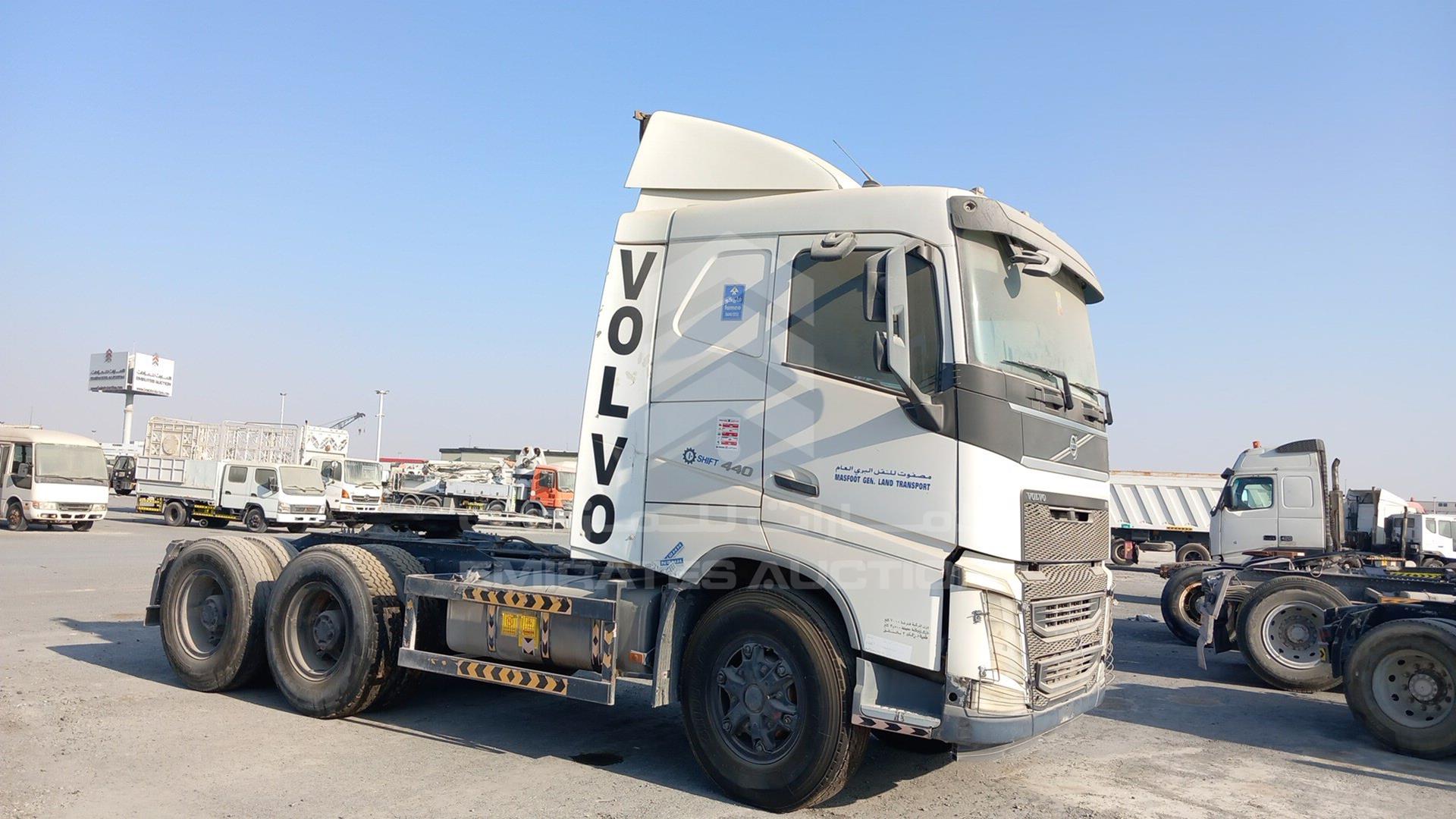 2014 VOLVO FH VIN: YV2RS02D8EA767491