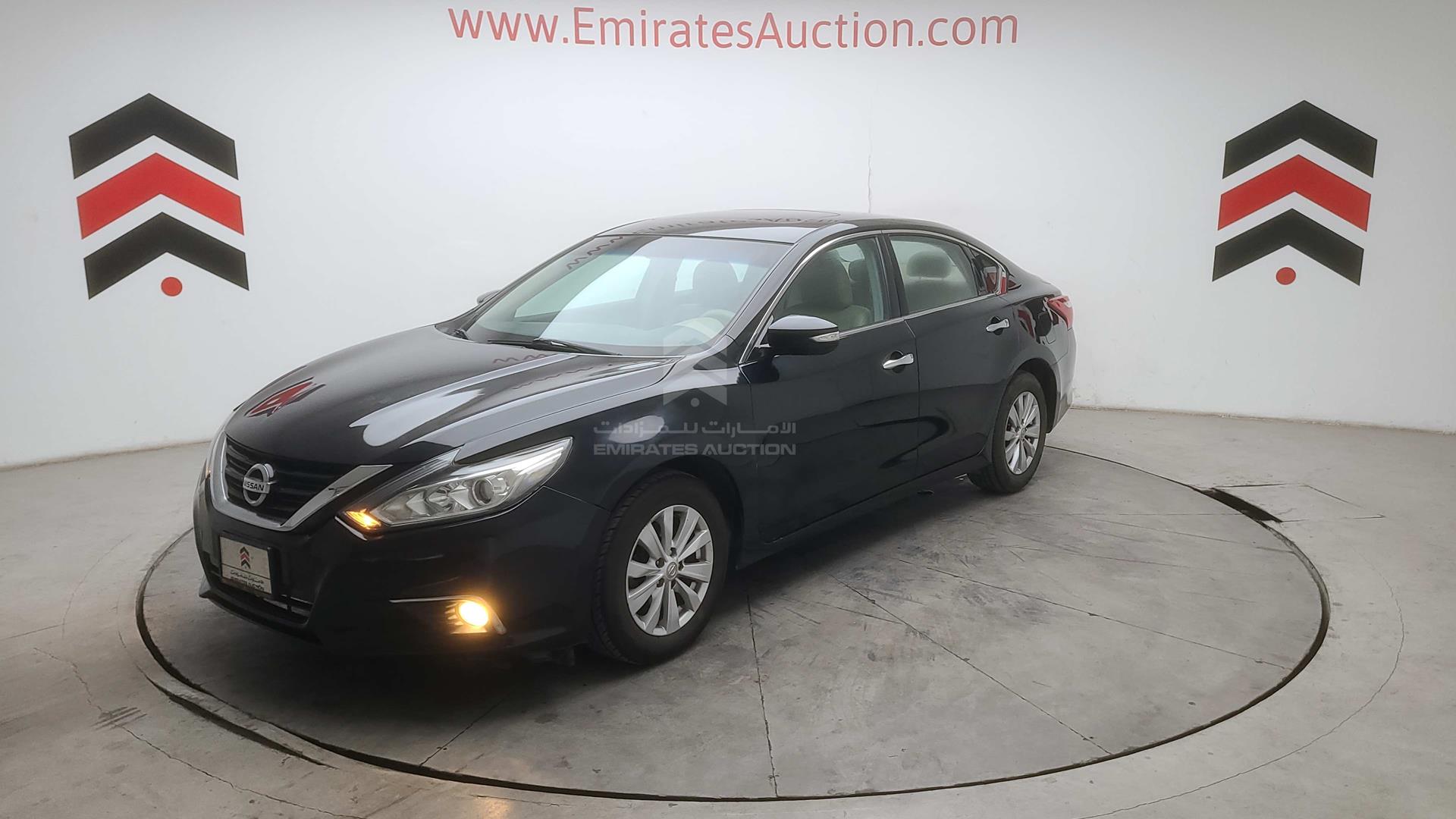 2017 NISSAN TEANA VIN: LGBF5AE09HR312960