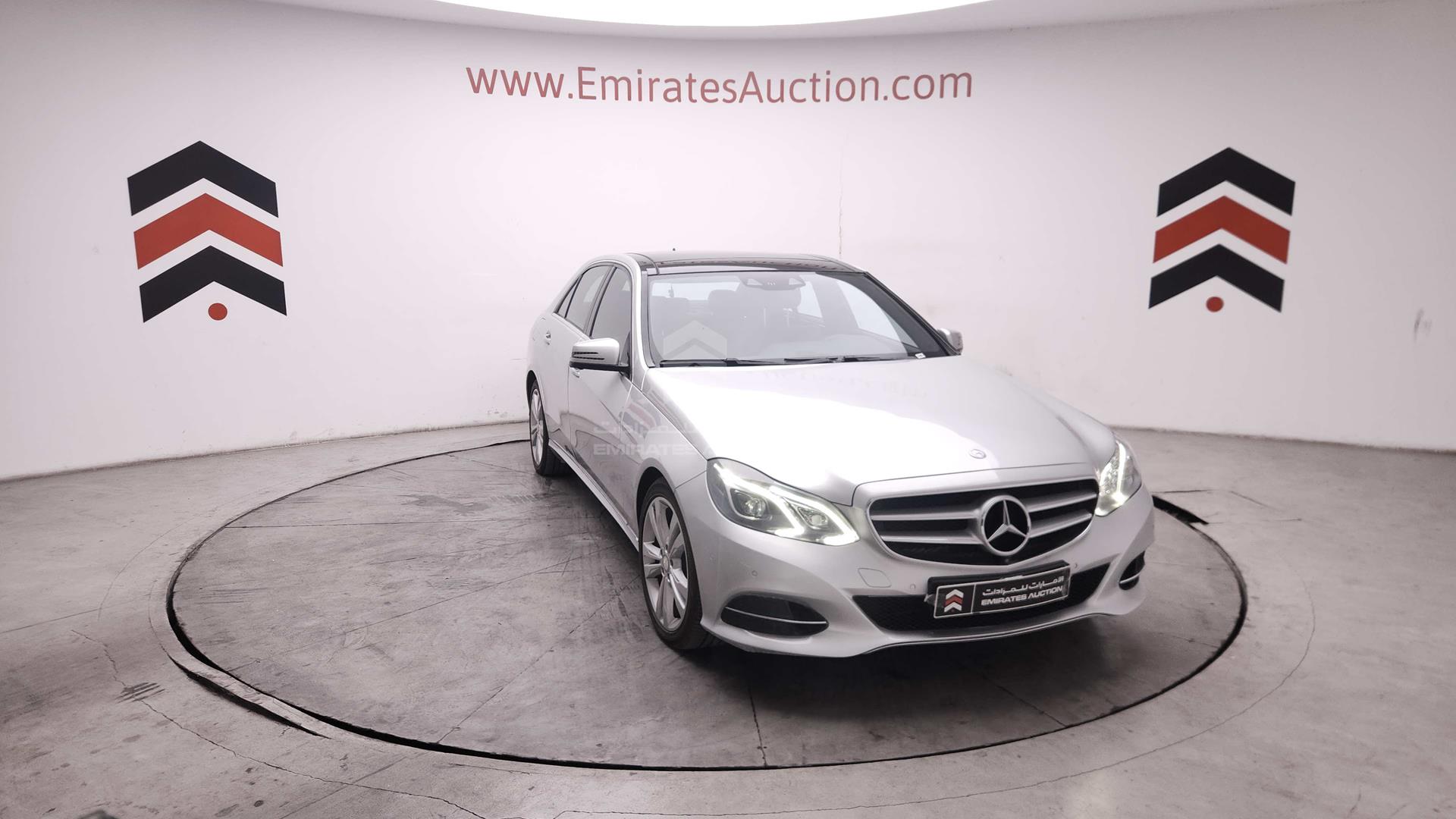 2015 MERCEDES E 300 VIN: WDDHF8BB0FB107566