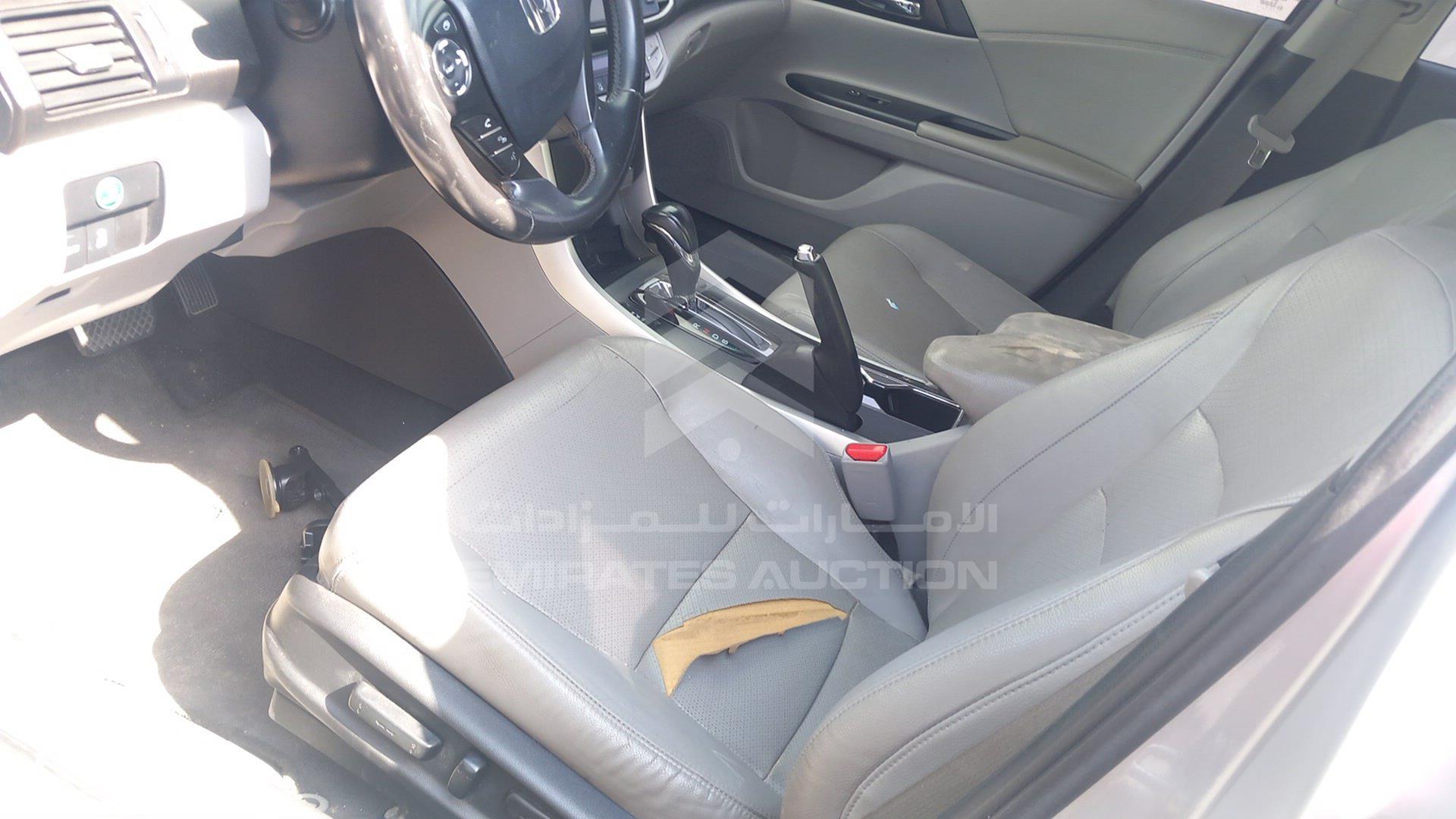 2013 HONDA ACCORD VIN: 1HGCR3F87DA047156