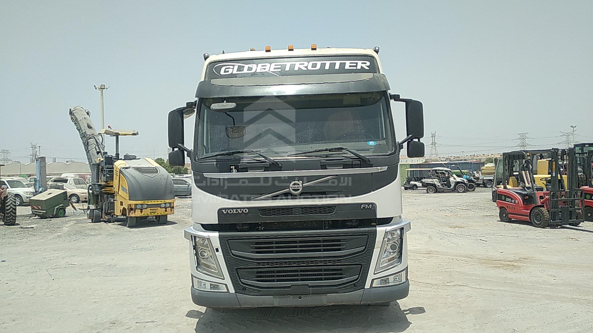 2016 VOLVO --- VIN: YV2XG20C0GA794329