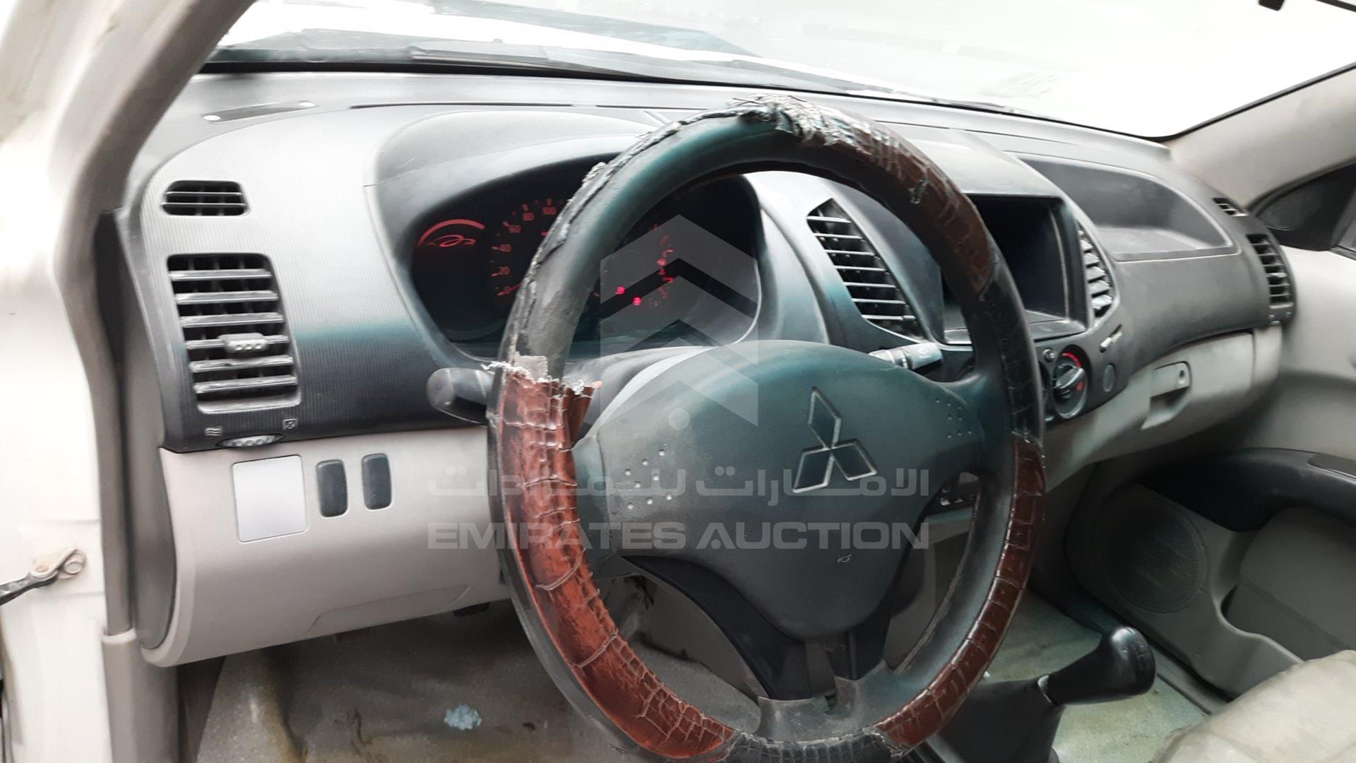2015 MITSUBISHI L 200 VIN: MMBJNKA40FD017803