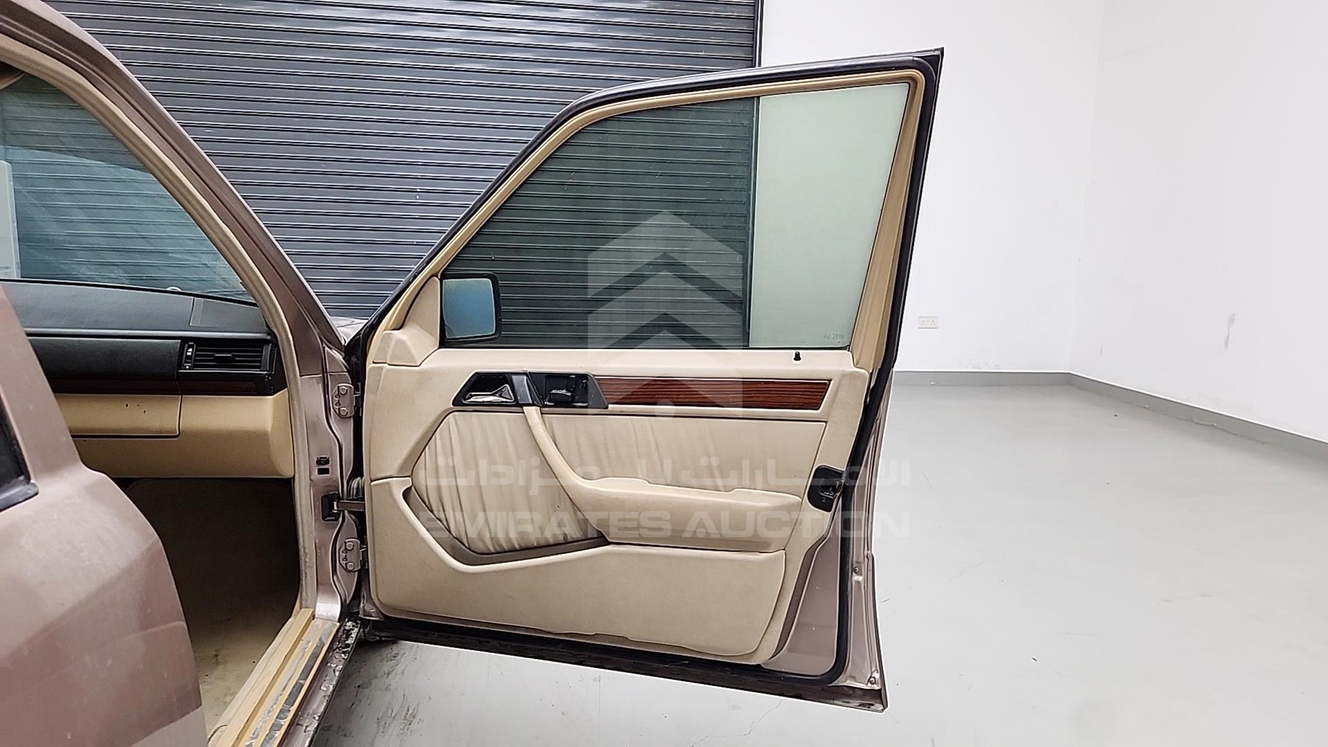 1994 MERCEDES E 280 VIN: WDB1240281C086347