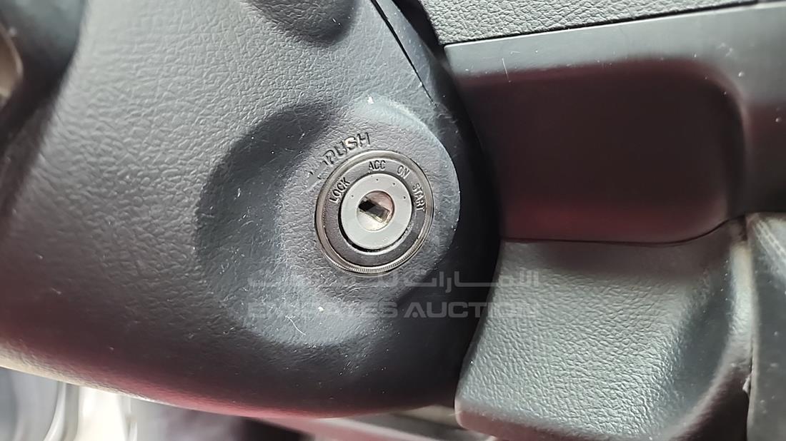 2014 Toyota Camry — Keys — Photo 6
