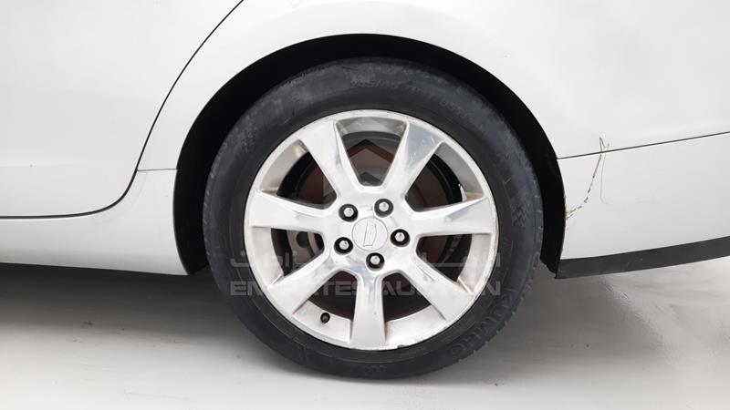 1G6AH5RX9G0106762 Auction: EmiratesAuction Lot: 414960 1G6AH5RX9G0106762 Cadillac ATS 2016 SILVER Photo 41