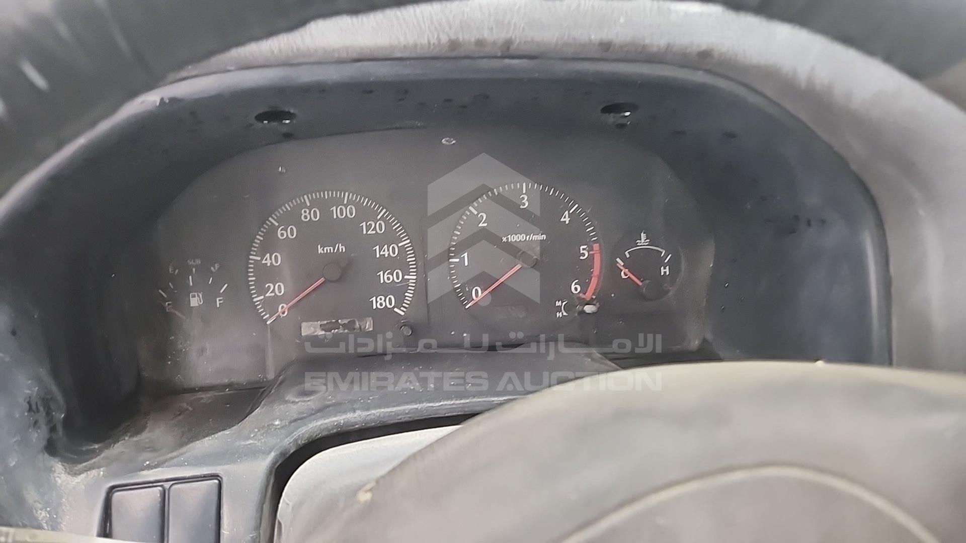 2002 NISSAN PICKUP VIN: JN6BY15Y82A500987