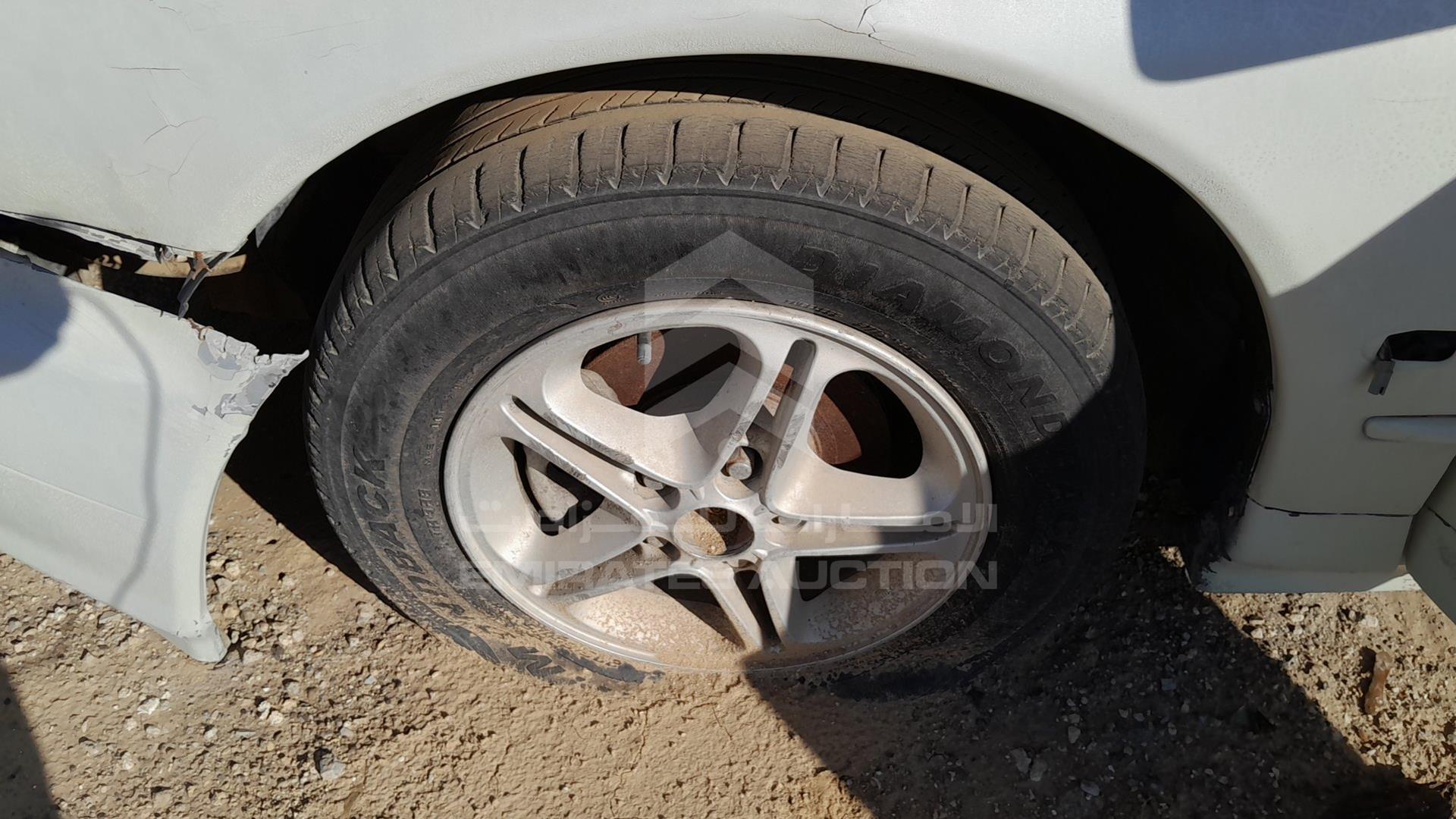 2002 MITSUBISHI MAGNA VIN: 6MMBP47P72T004469