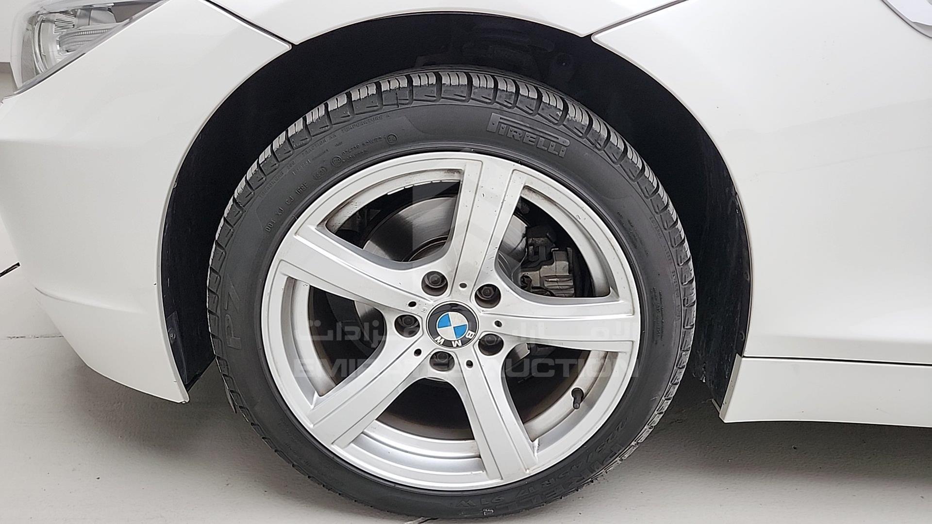 2015 BMW Z4 VIN: WBALL1107FJ664711