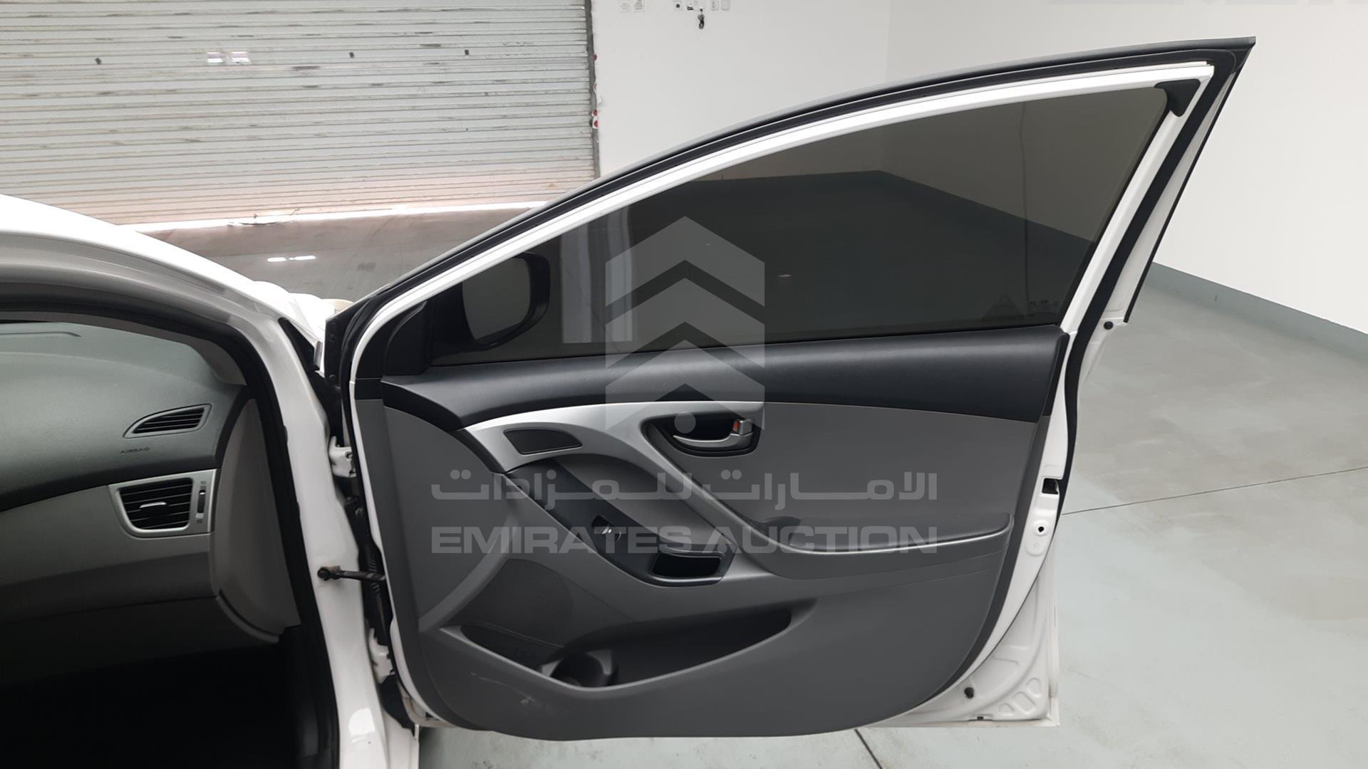 2016 HYUNDAI ELANTRA VIN: KMHDG41E9GU650801