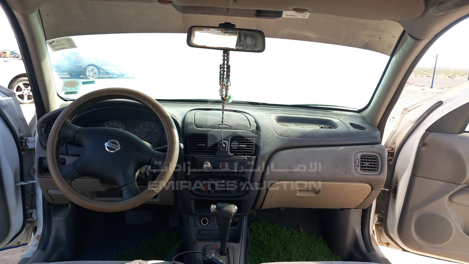 2001 NISSAN SUNNY VIN: JN1EN61C81W001613