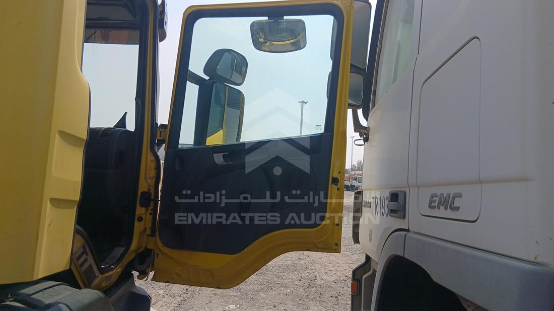 2011 Scania P 340 — Front Right Door — Photo 21