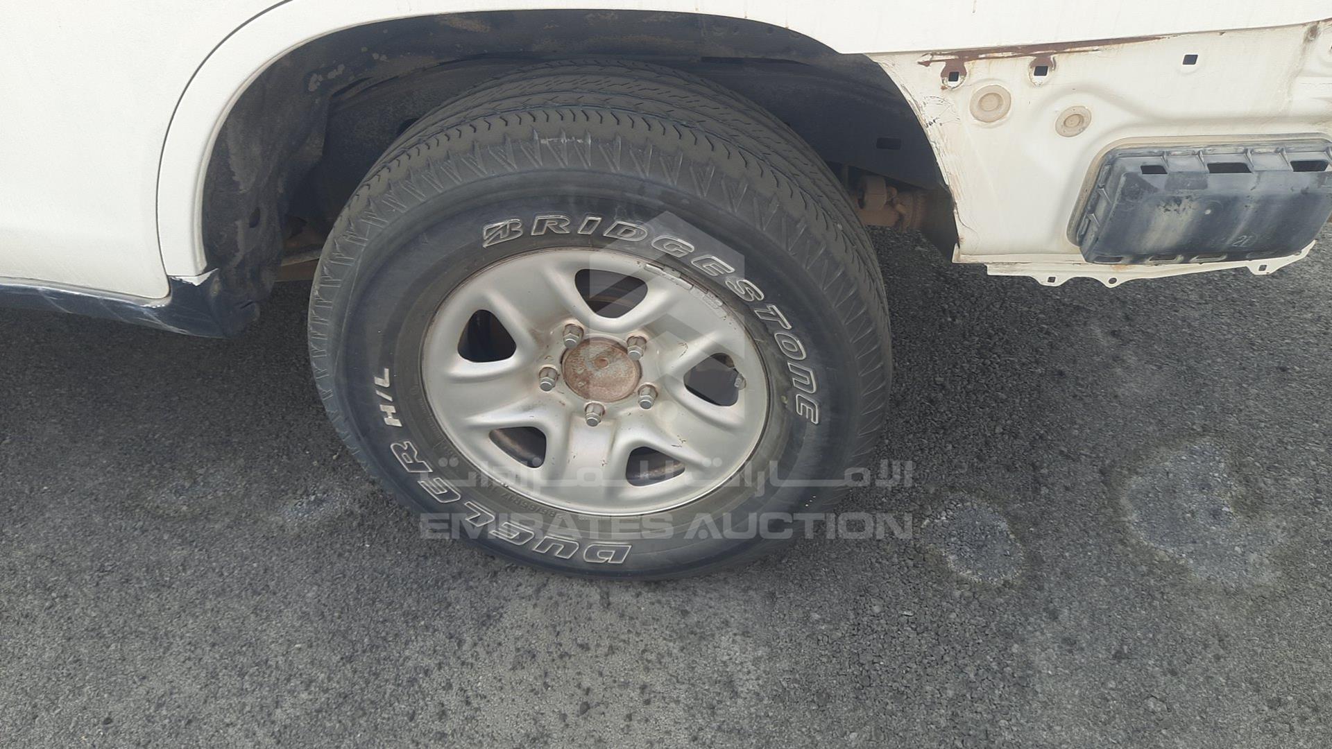 2011 TOYOTA LAND CRUISER VIN: JTMDU09J3B4034785