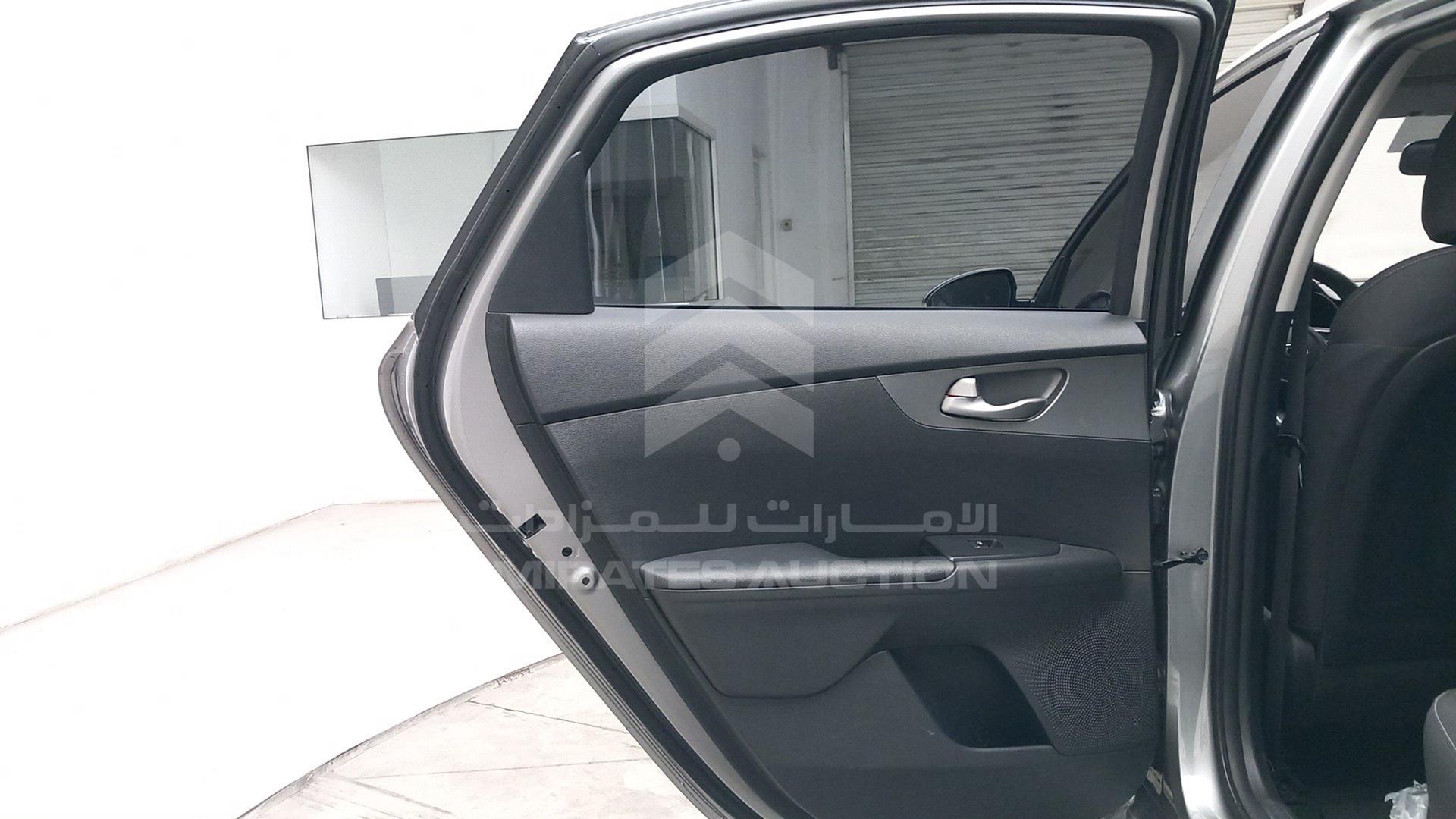 2020 KIA CERATO VIN: KNAF24162L5857181