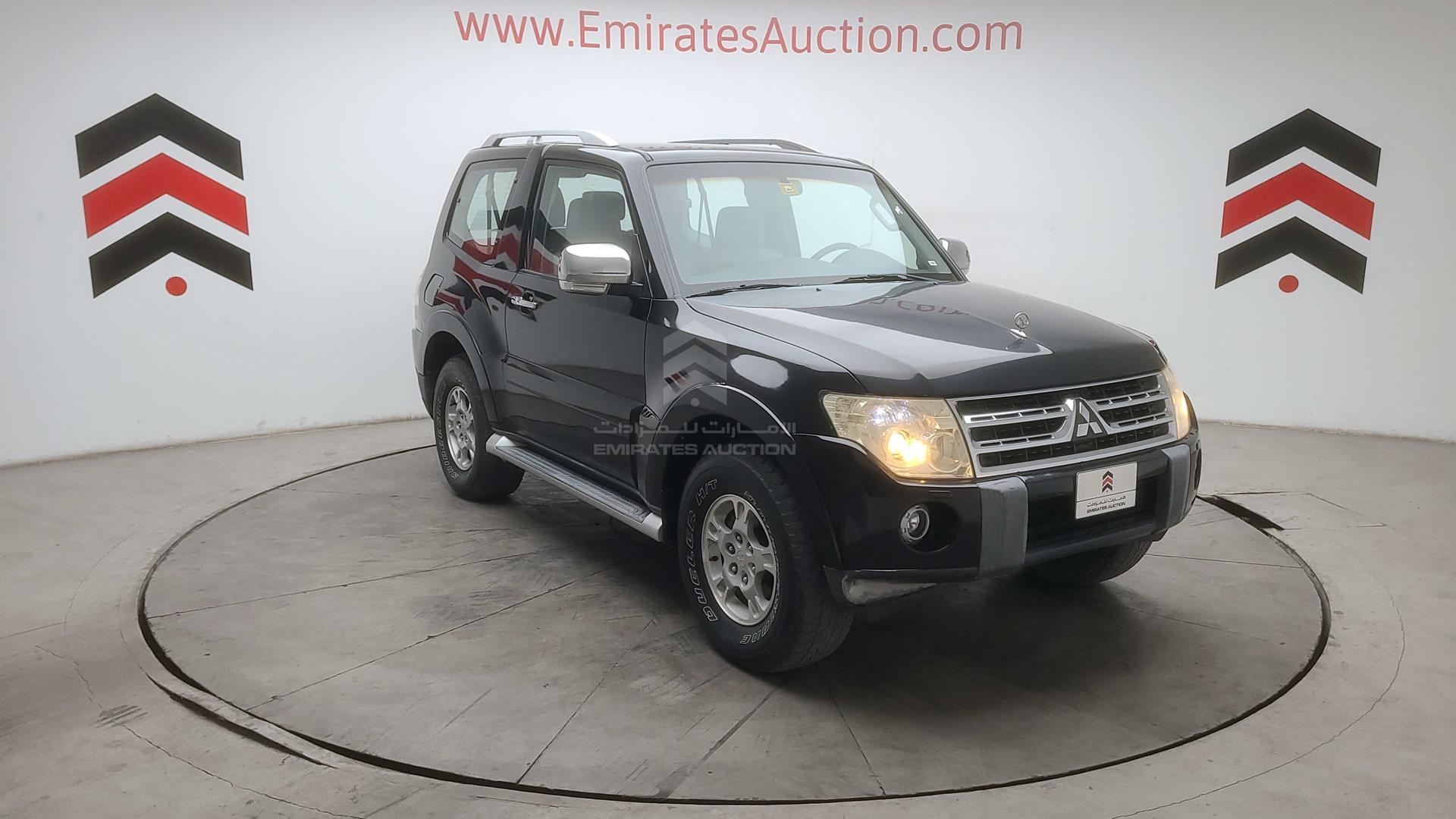 2009 MITSUBISHI PAJERO VIN: JMYMRV83W9J707496