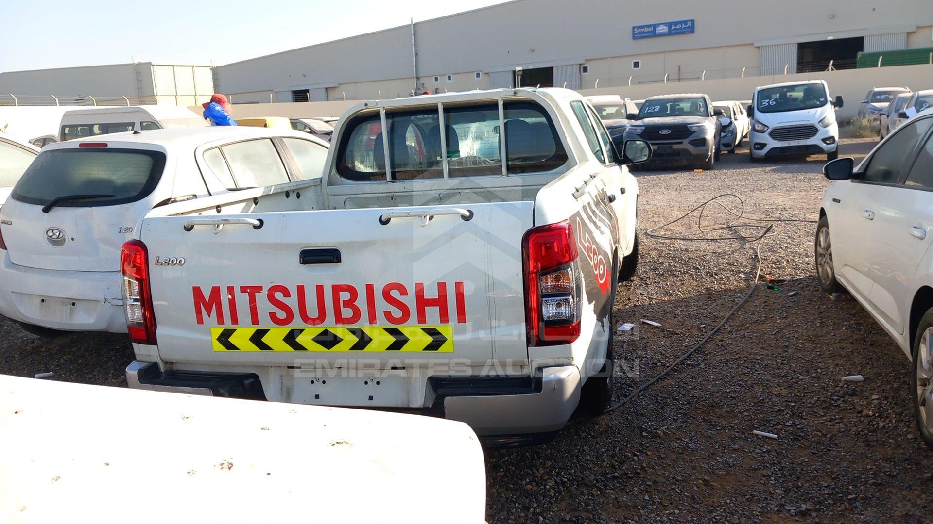2021 MITSUBISHI L 200 VIN: MMBMGU5H1MH005521