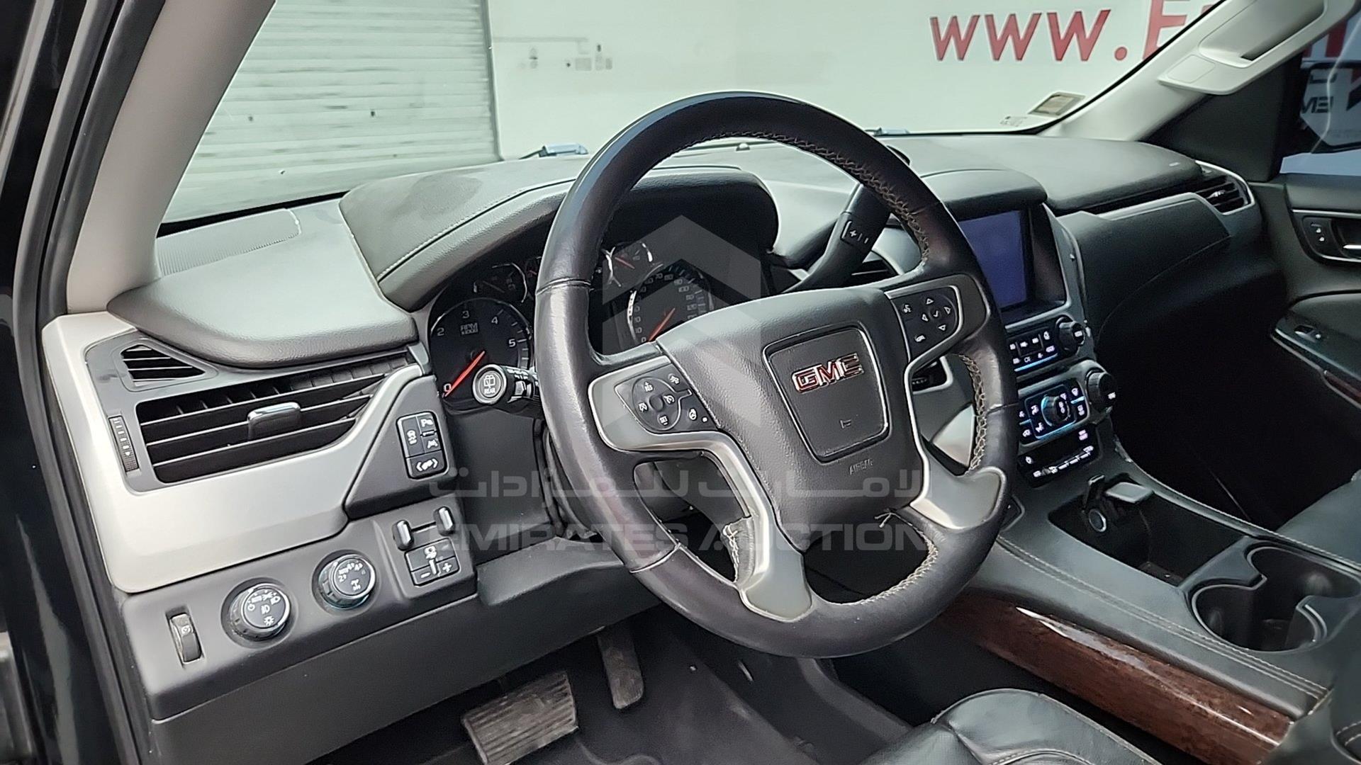2020 GMC YUKON VIN: 1GKS2GKC4LR273725