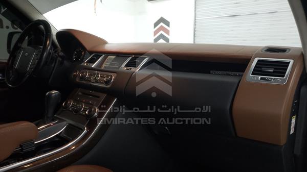 Range Rover Sport 2010 SALLSAAE4AA258612 Image 20