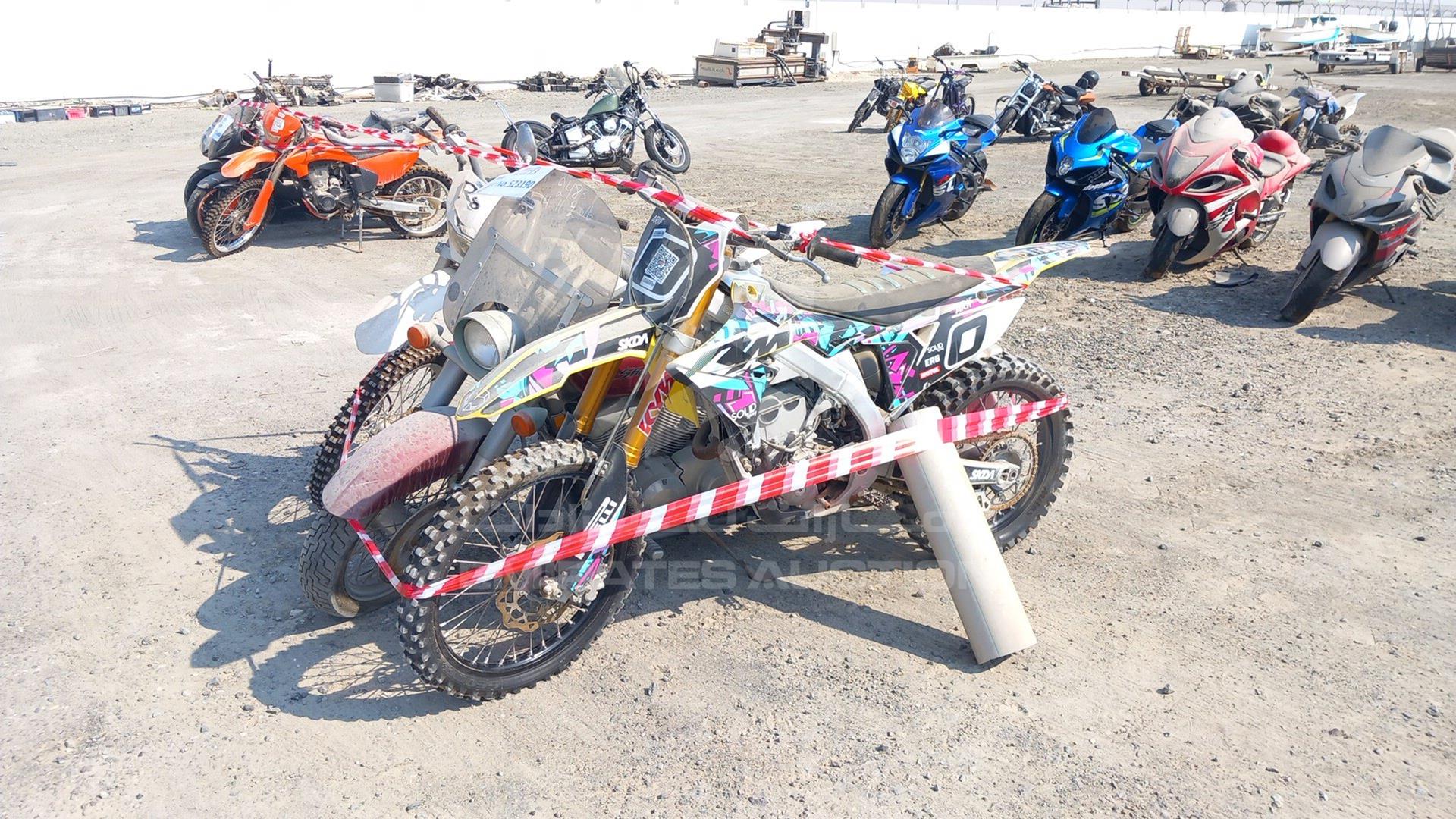 0 UNDEFINED 3 MOTORBIKES VIN: L6XPAN1A6N0010359