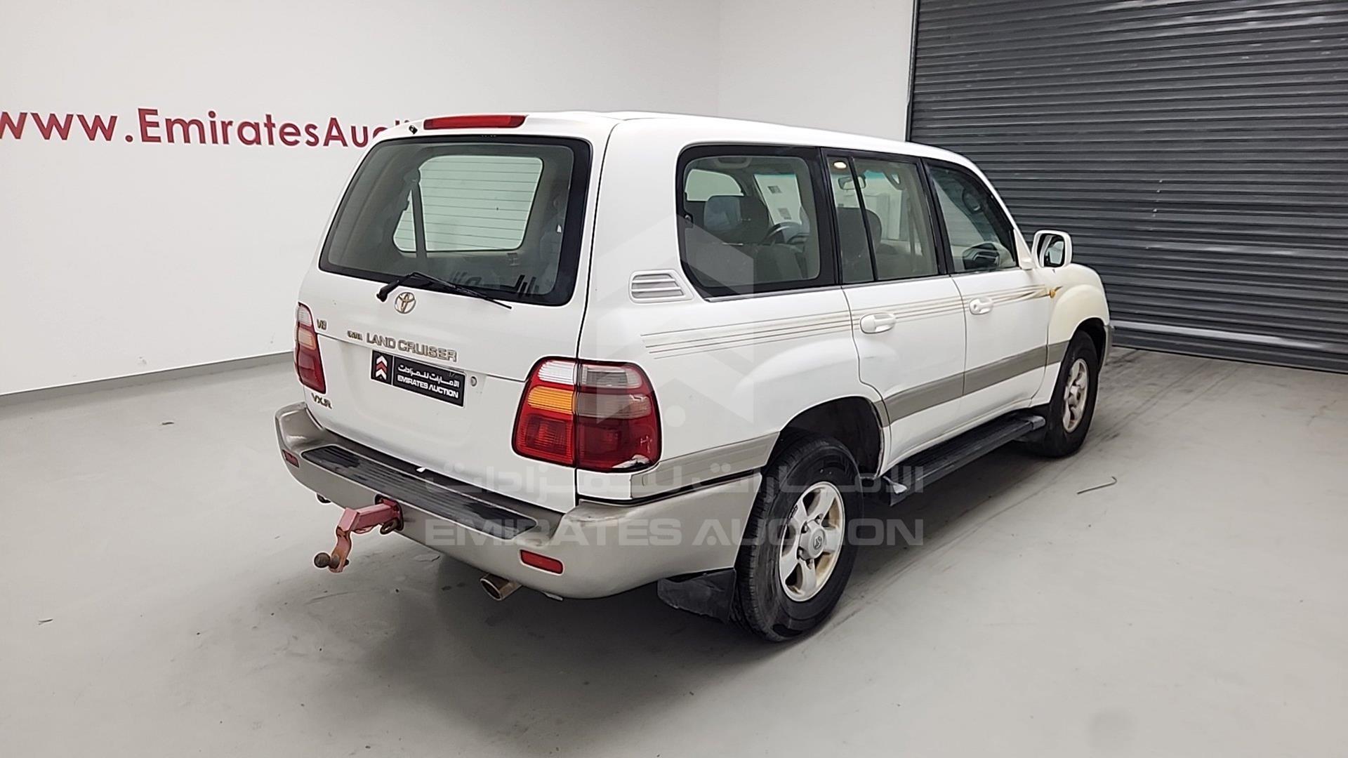 2000 TOYOTA LAND CRUISER VIN: JT3HT05J0Y0081156