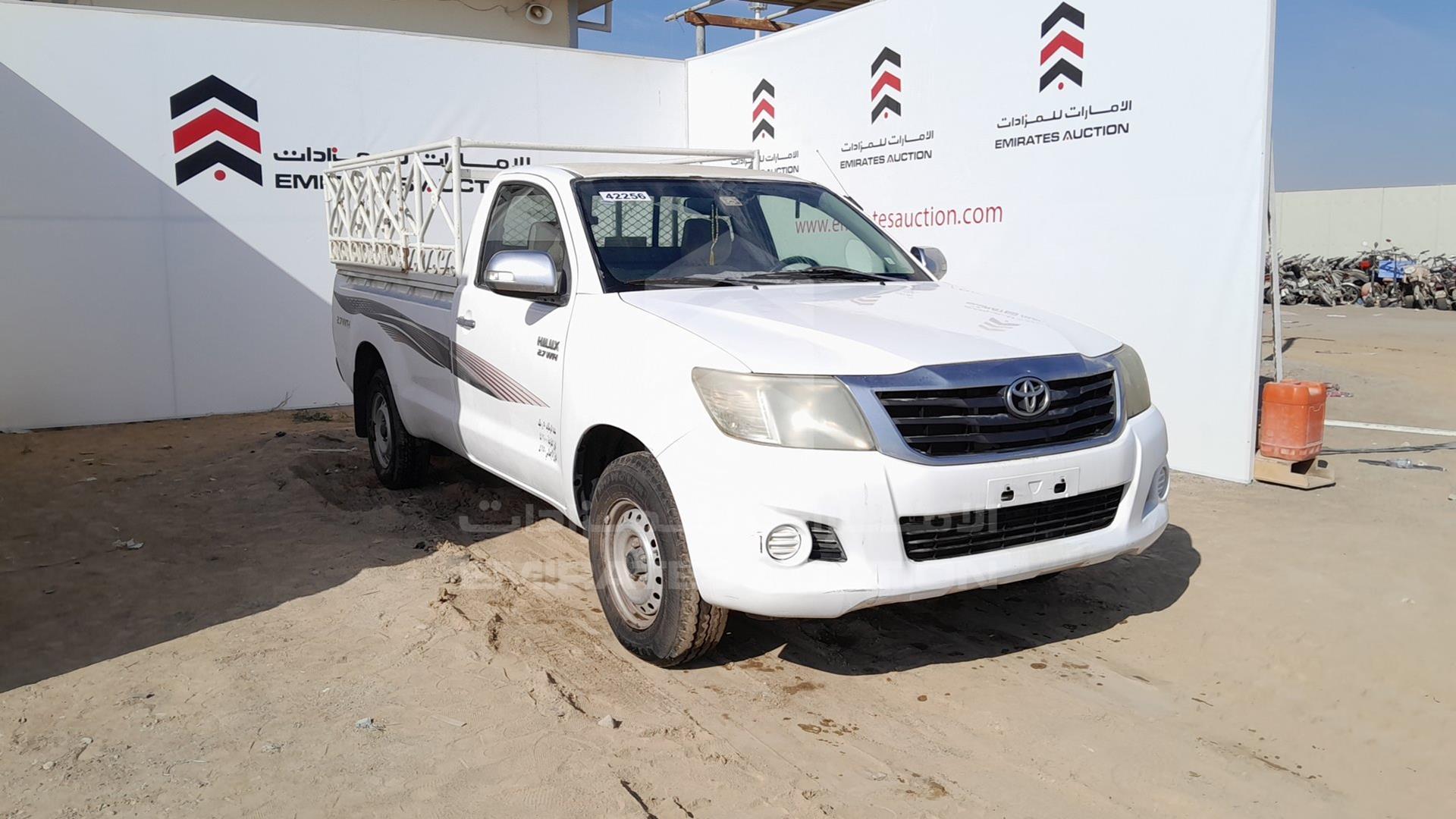 2012 TOYOTA HILUX VIN: MR0CX12GXC0075223