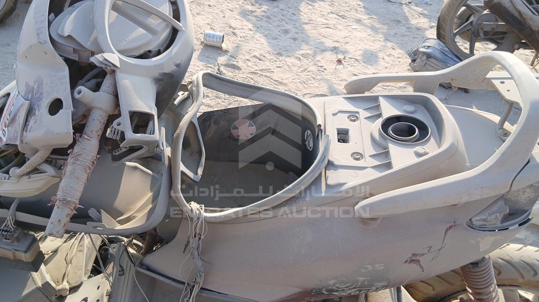 2014 Suzuki AN125HK — Front Left Driver Seat View — Photo 9