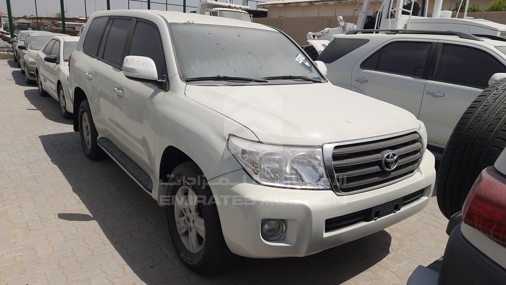 2014 TOYOTA LAND CRUISER VIN: JTMDU09J9E5082015