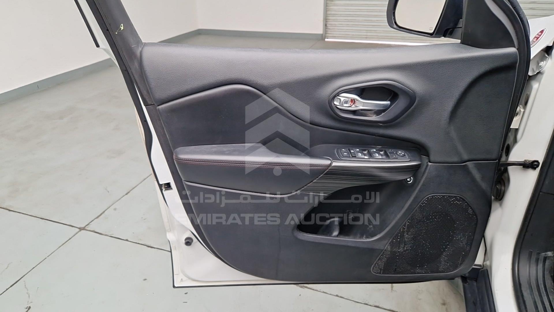 2014 JEEP CHEROKEE VIN: 1C4PJMBS9EW254439