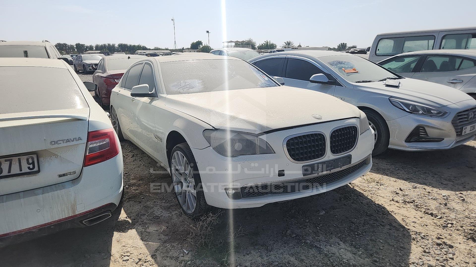 2011 BMW 740 VIN: WBAKB810XBC344966