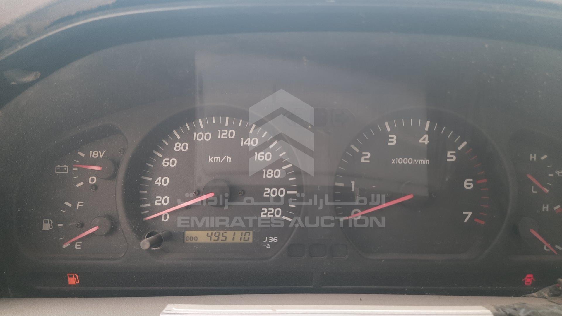 2000 TOYOTA LAND CRUISER VIN: JT3HJ09J8Y0033419