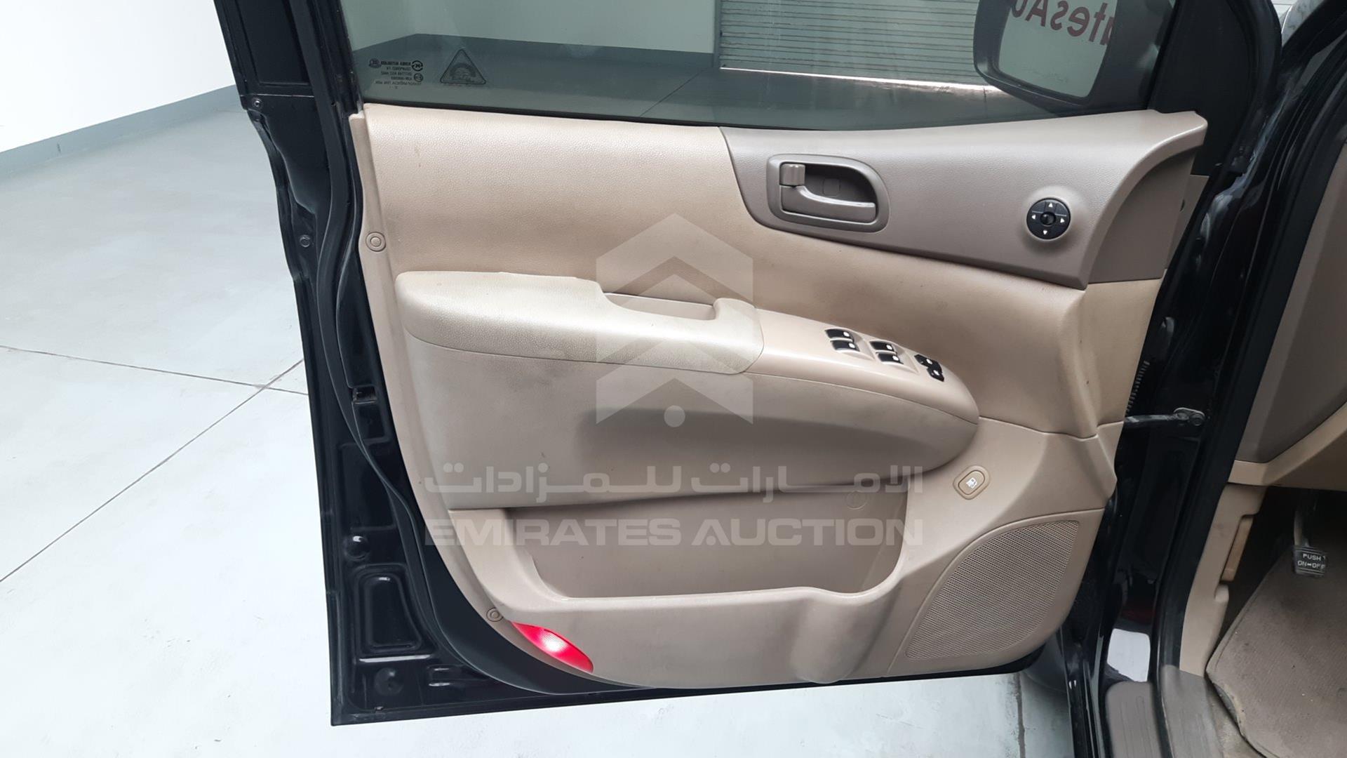 2013 KIA CARNIVAL VIN: KNAMG817XD6508953