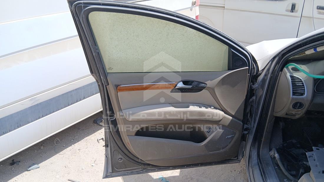 2007 Audi Q7 — Front Left Door — Photo 10