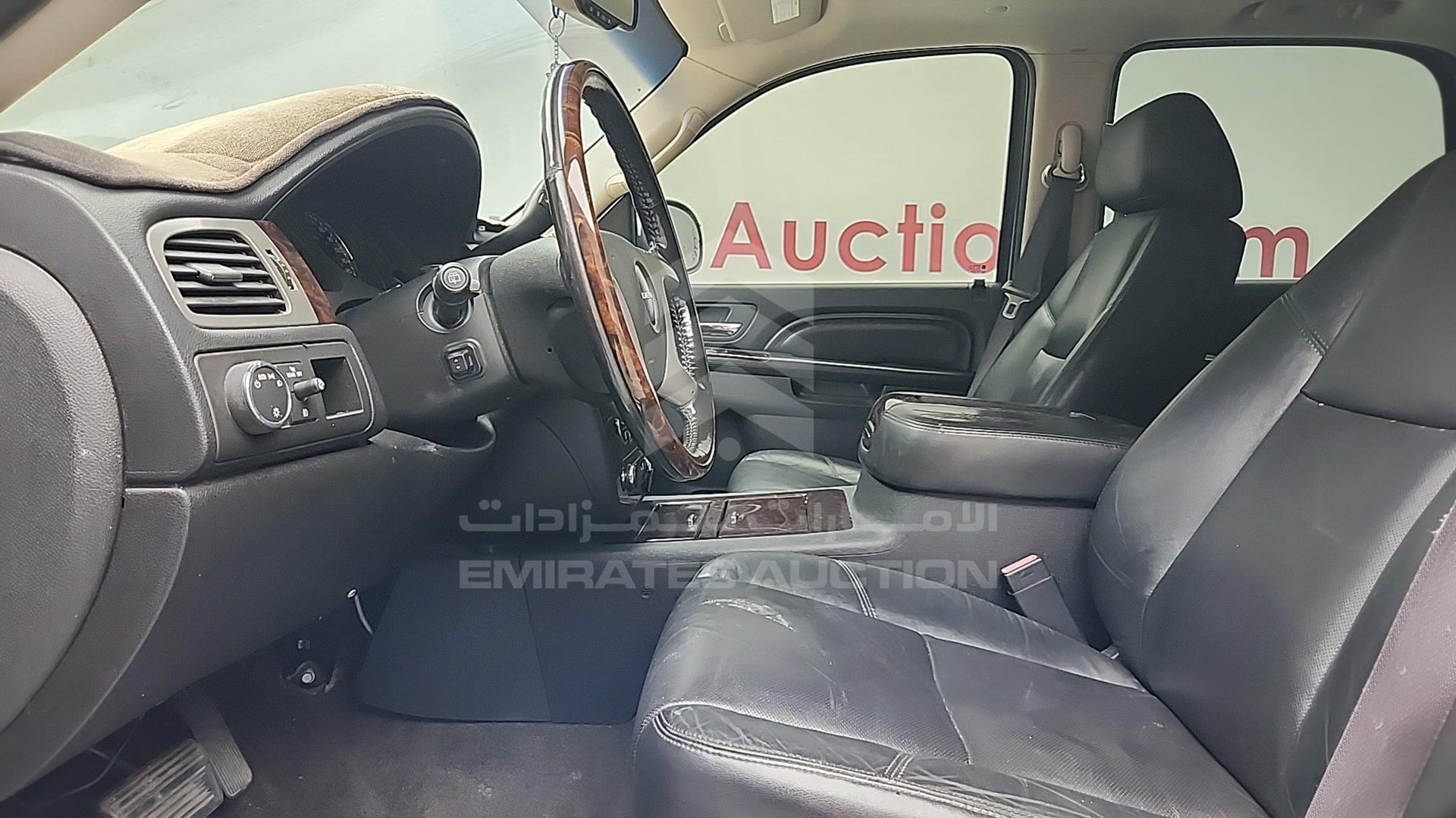 2011 GMC YUKON VIN: 1GKS2EEF0BR354052