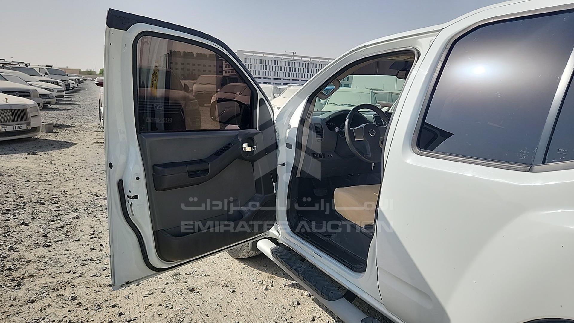 2013 NISSAN XTERRA VIN: 5N1AN0N69DN818608