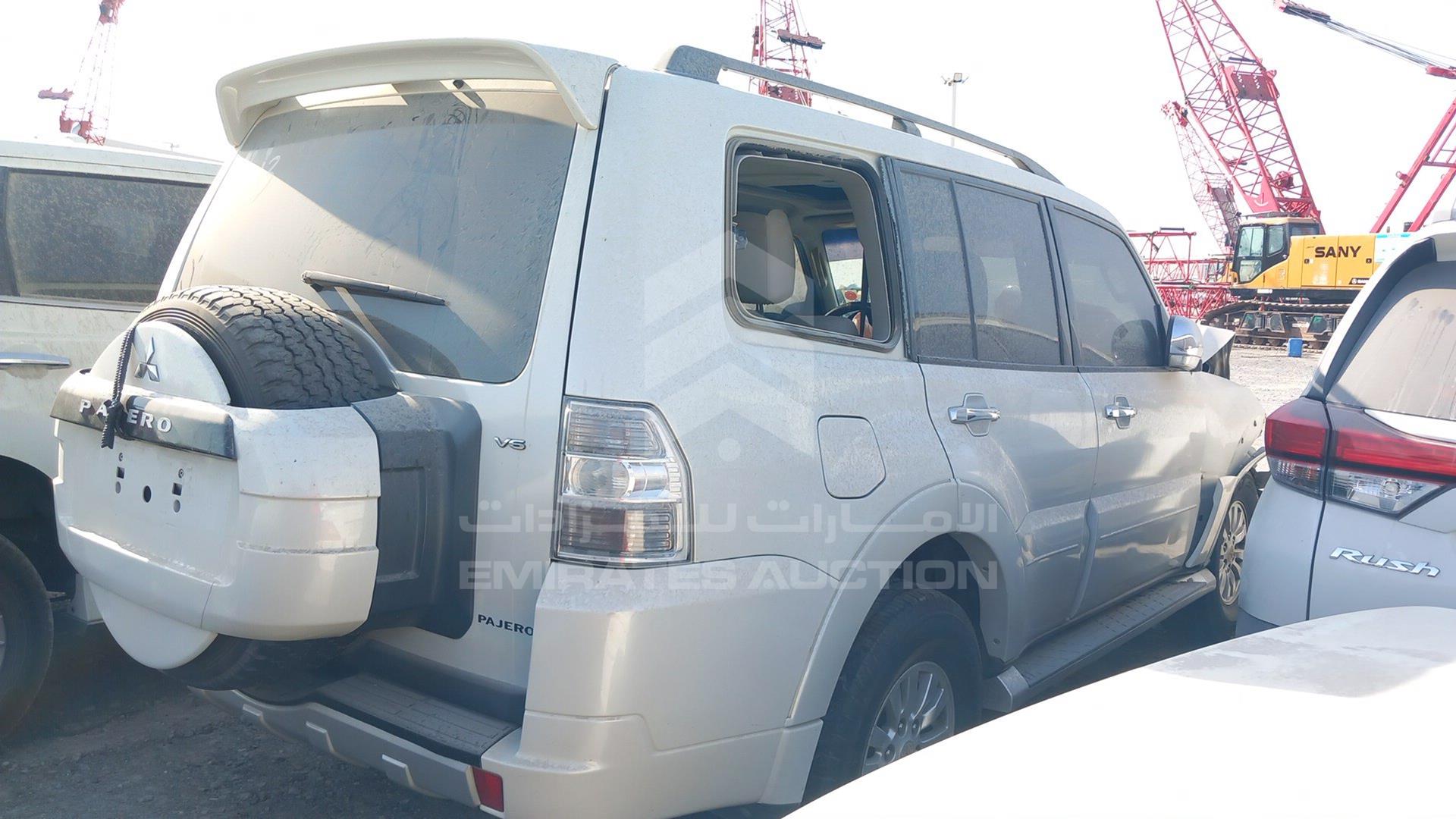 2013 MITSUBISHI PAJERO VIN: JMYLRV95WDJ709578