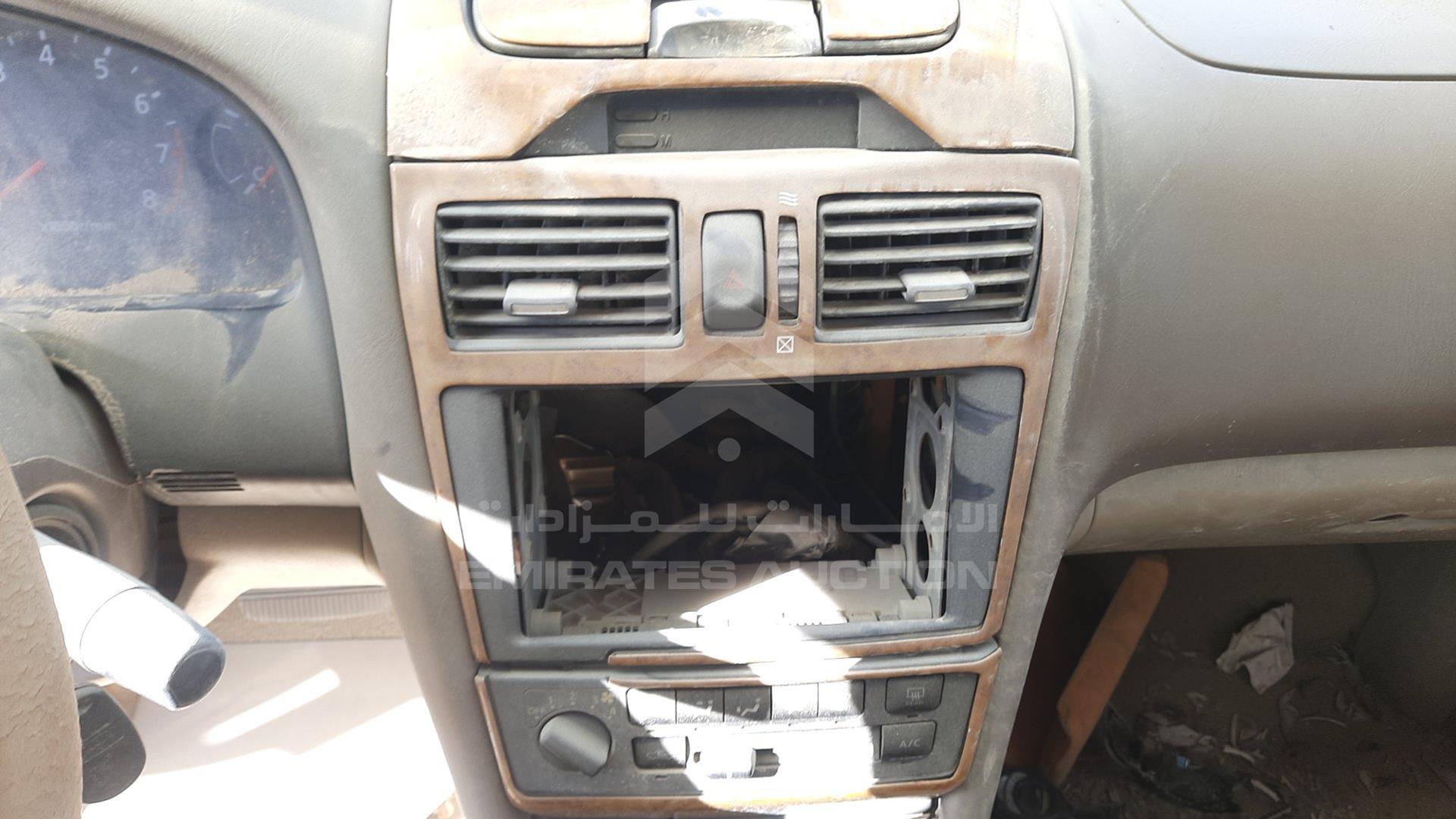 2000 NISSAN MAXIMA VIN: JN1CA31C95M150292