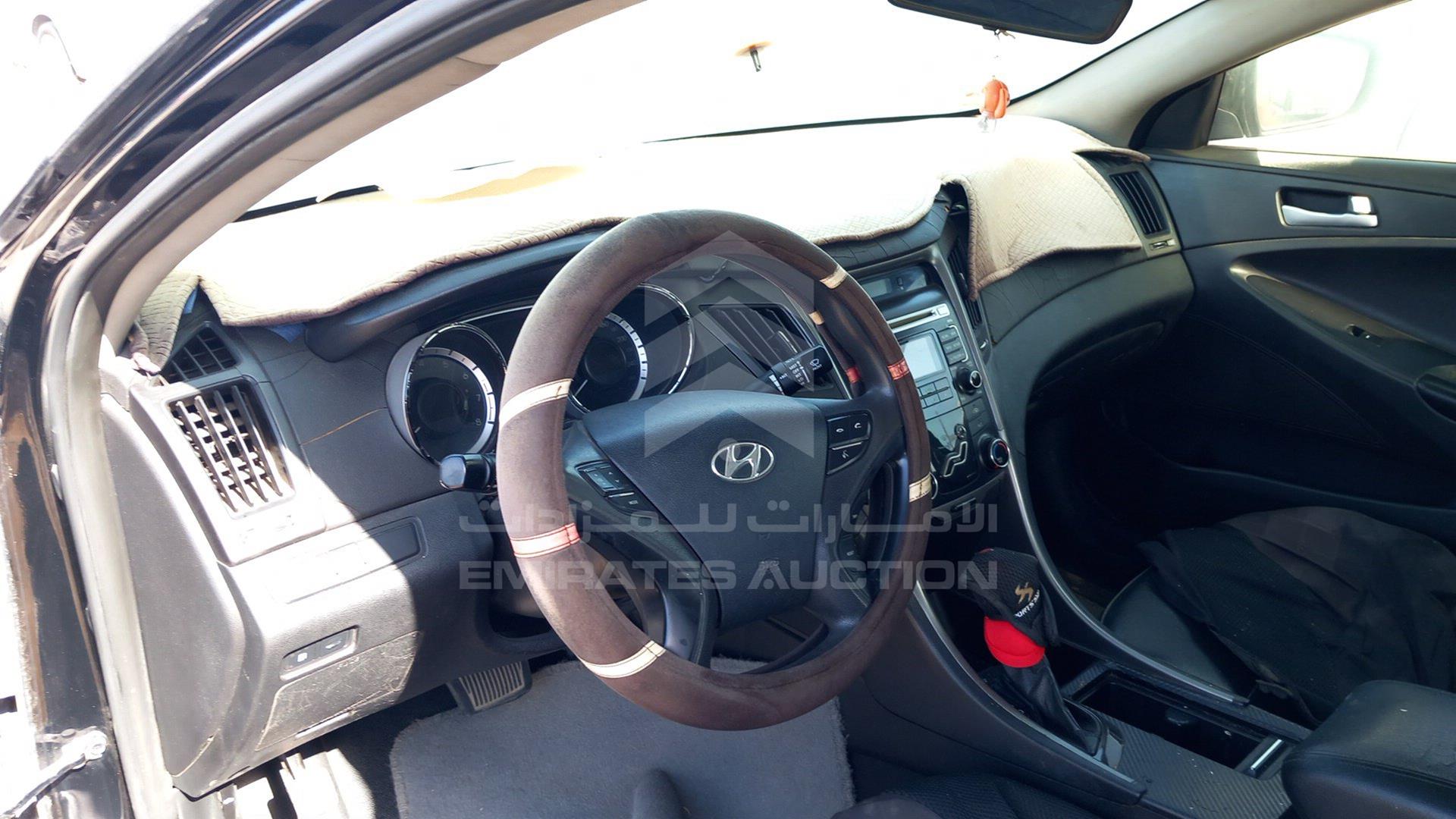 2012 HYUNDAI SONATA VIN: KMHEC41LBCA354310
