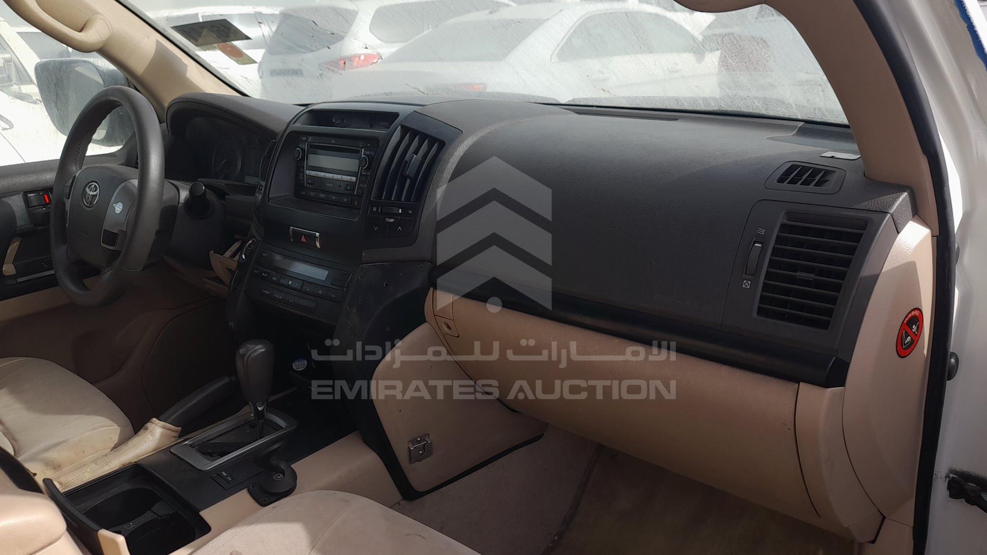 2013 TOYOTA LAND CRUISER VIN: JTMDU09J9D4063128