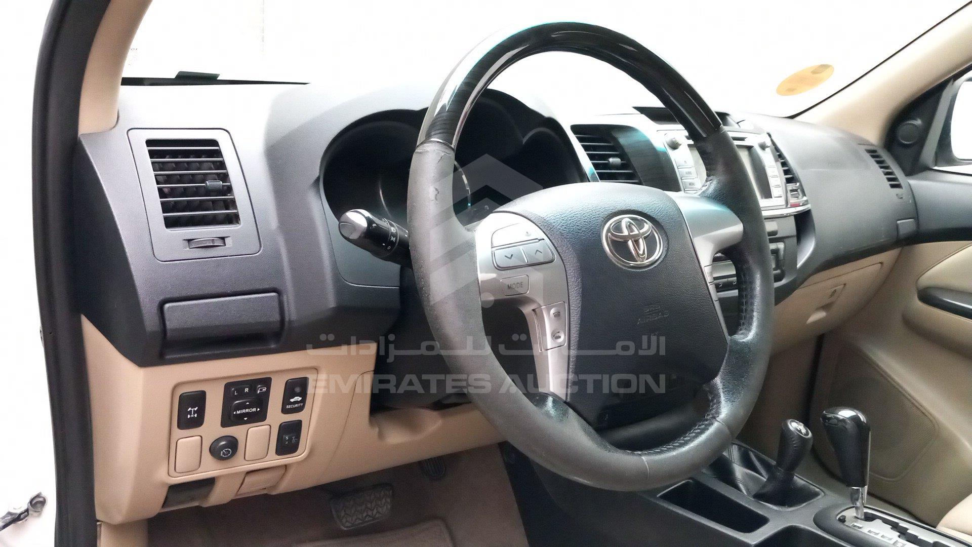 MHFYU59G0F7042614 - 2015 Toyota Fortuner - #504127