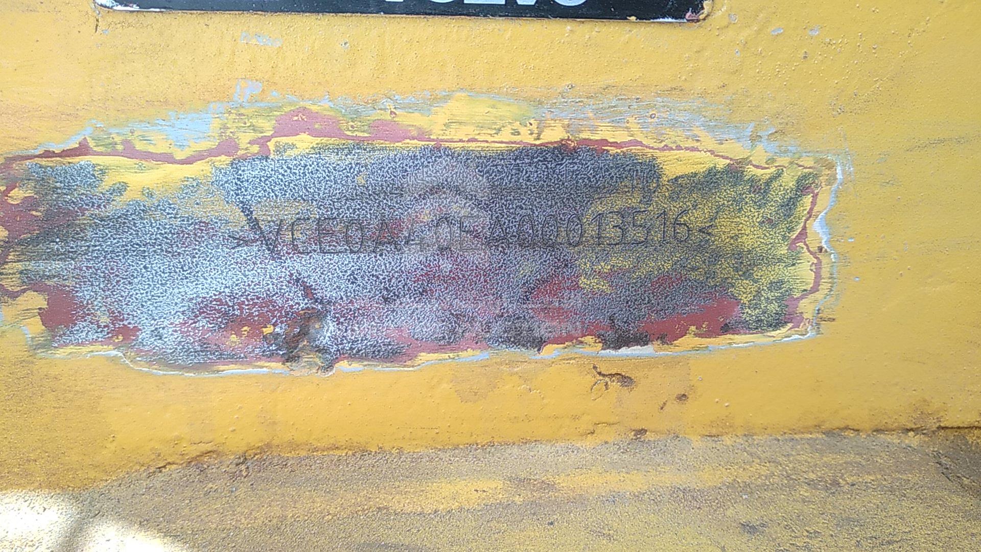 2011 VOLVO A 40 E VIN: VCE0A40EA00013516