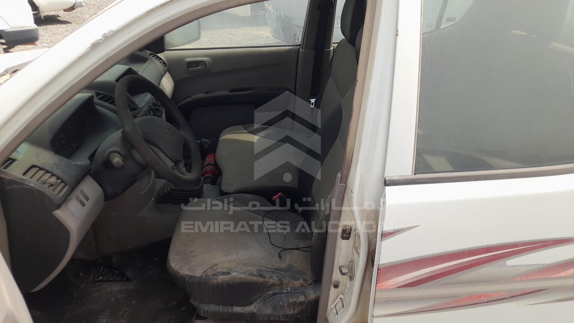2013 MITSUBISHI L 200 VIN: MMBJNKA50DD019912